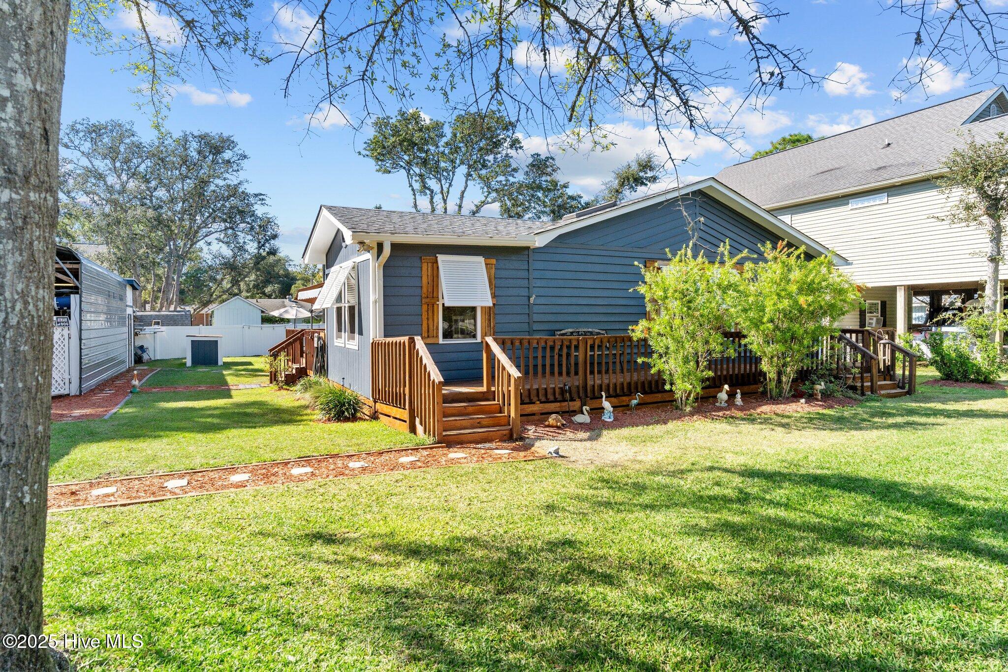 100527496 | Photo 33