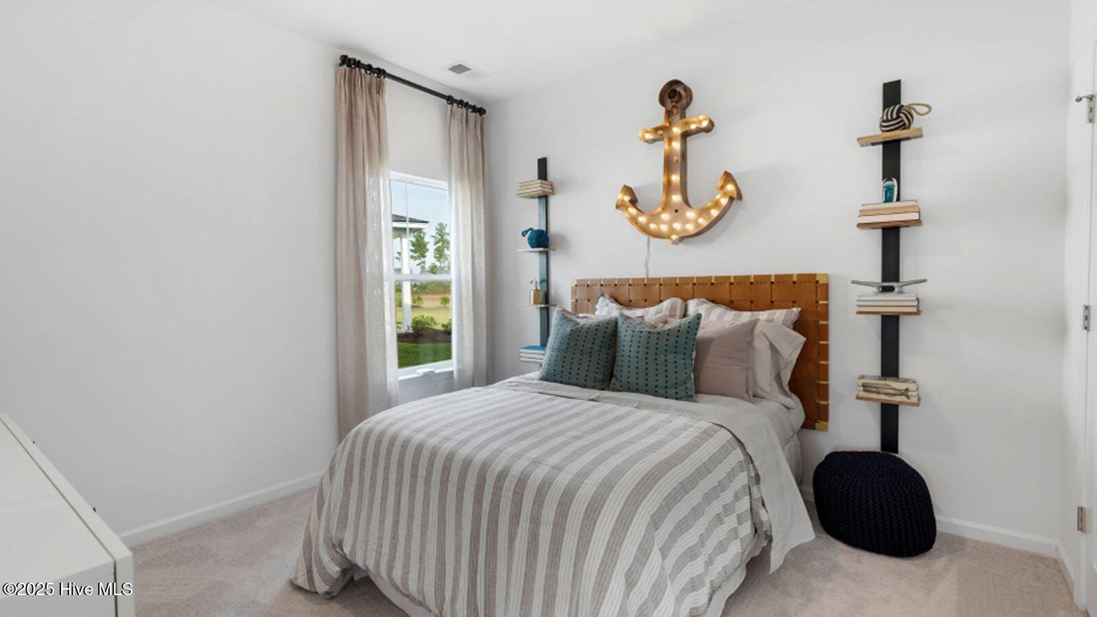 100551108 | Photo 14