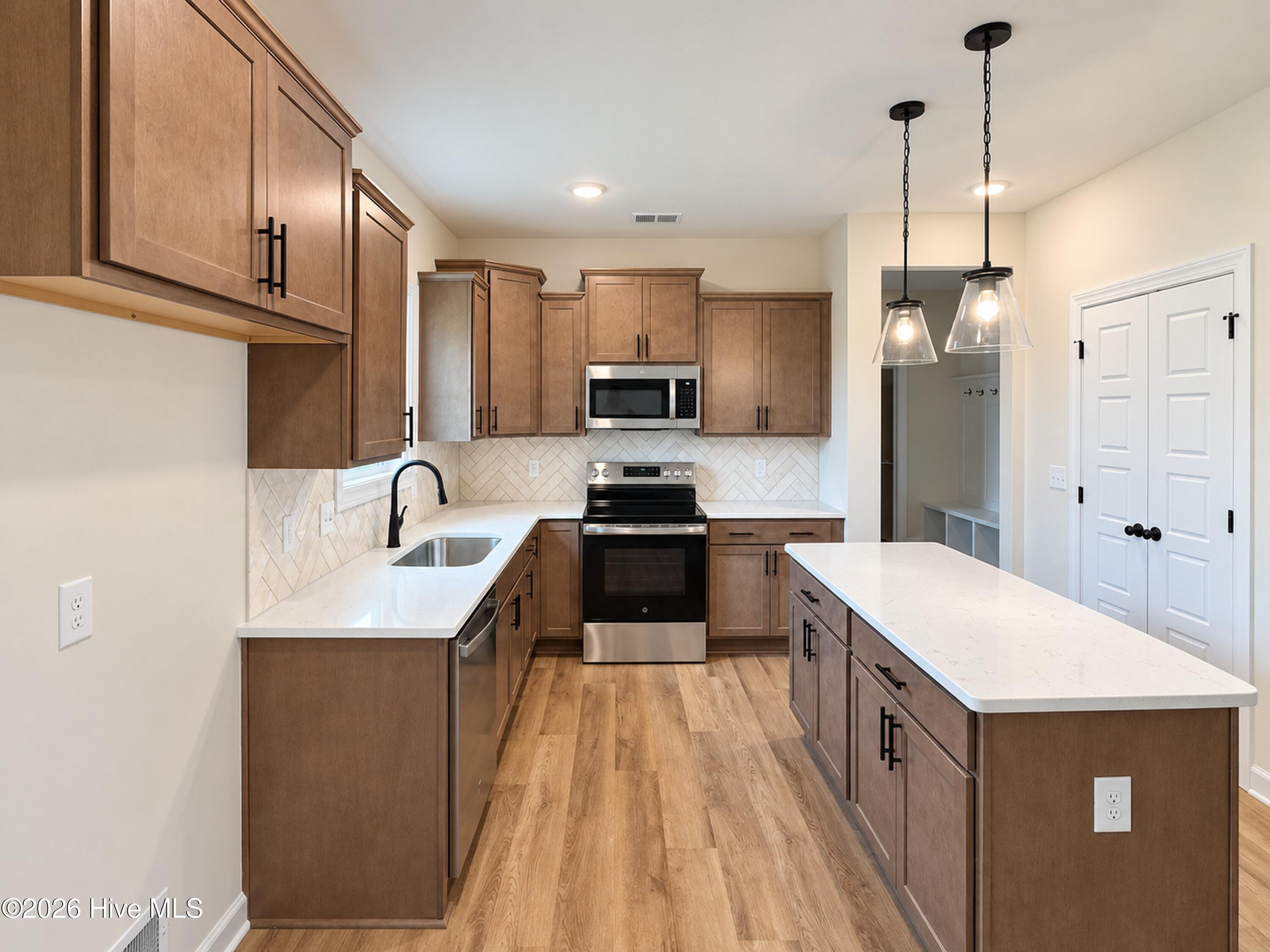 Photo 4 of Single family home for sale at 301 Hudson Village Dr, La Grange, NC 28551 | MLS# 100591805 | Listing updated on 2026-10-07