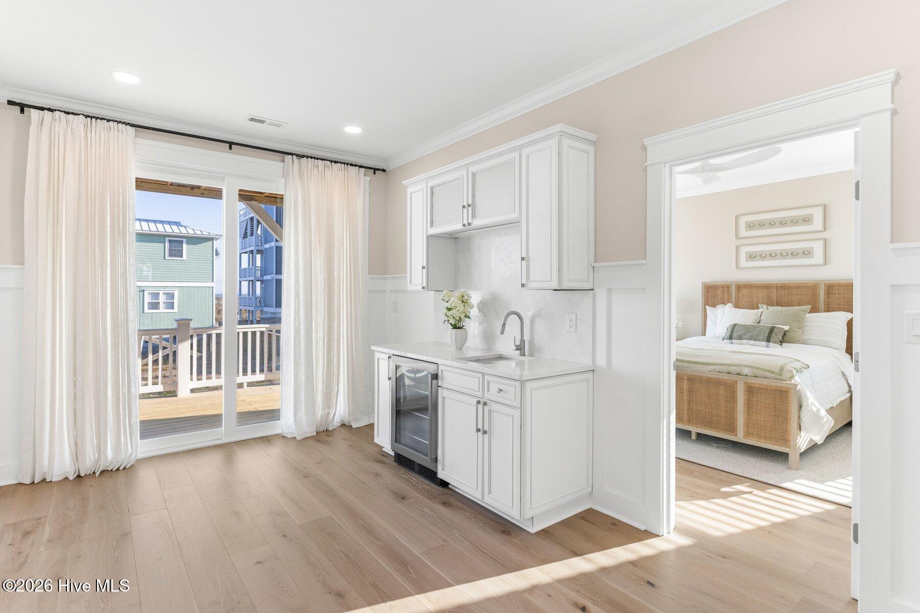 100561823 | Photo 34