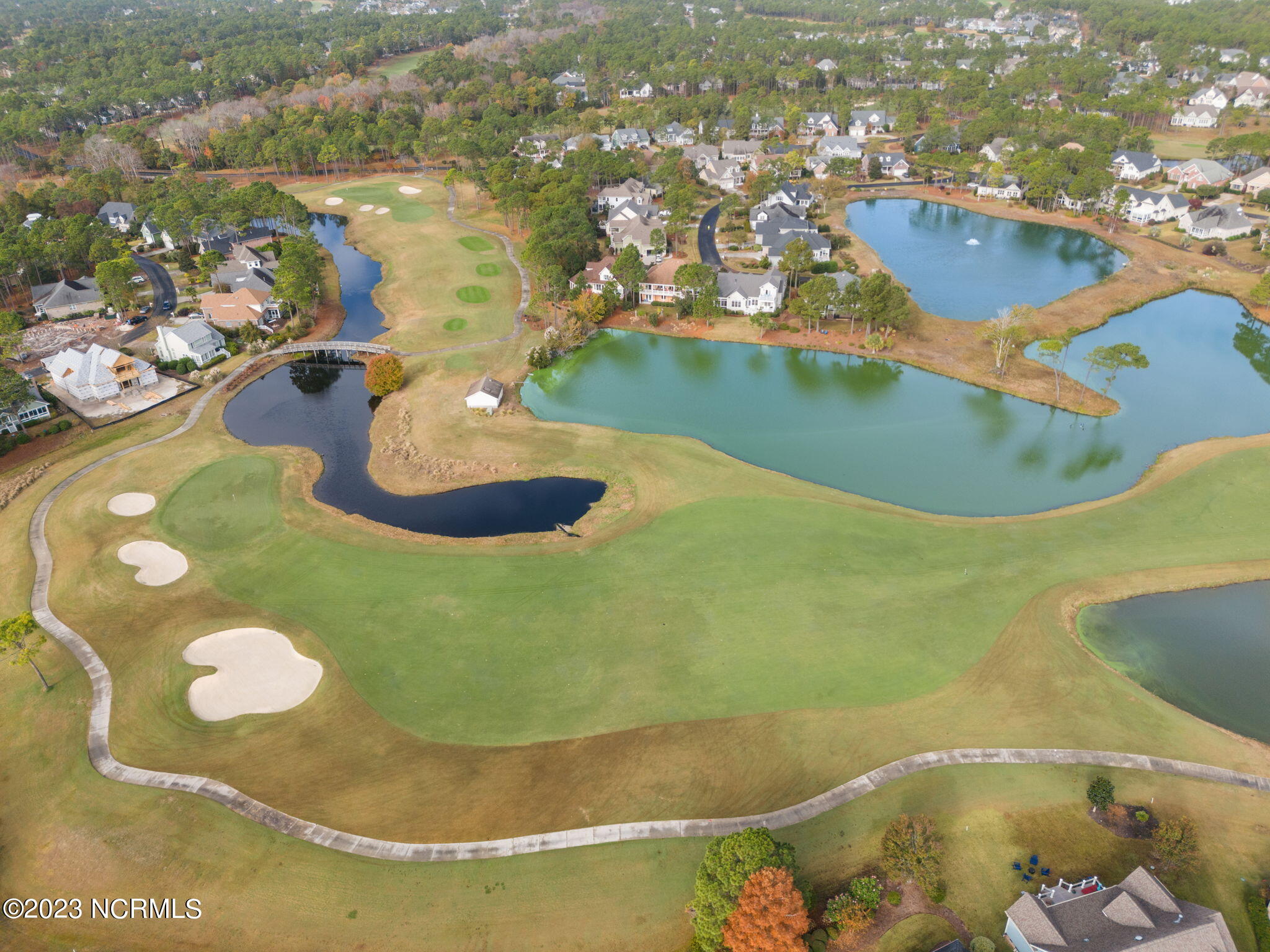 100563766 | Photo 49