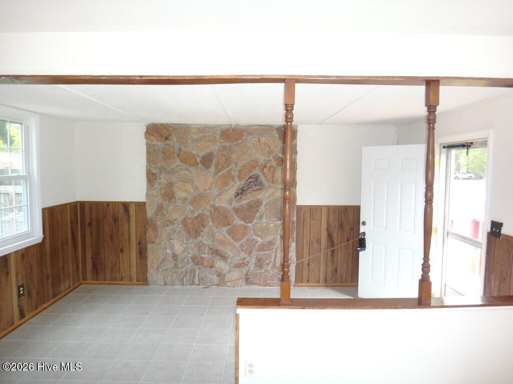 100547775 | Photo 13