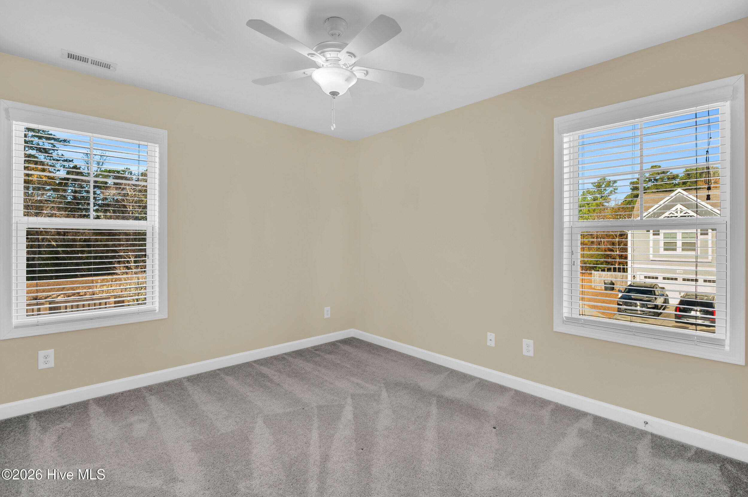 100547452 | Photo 27