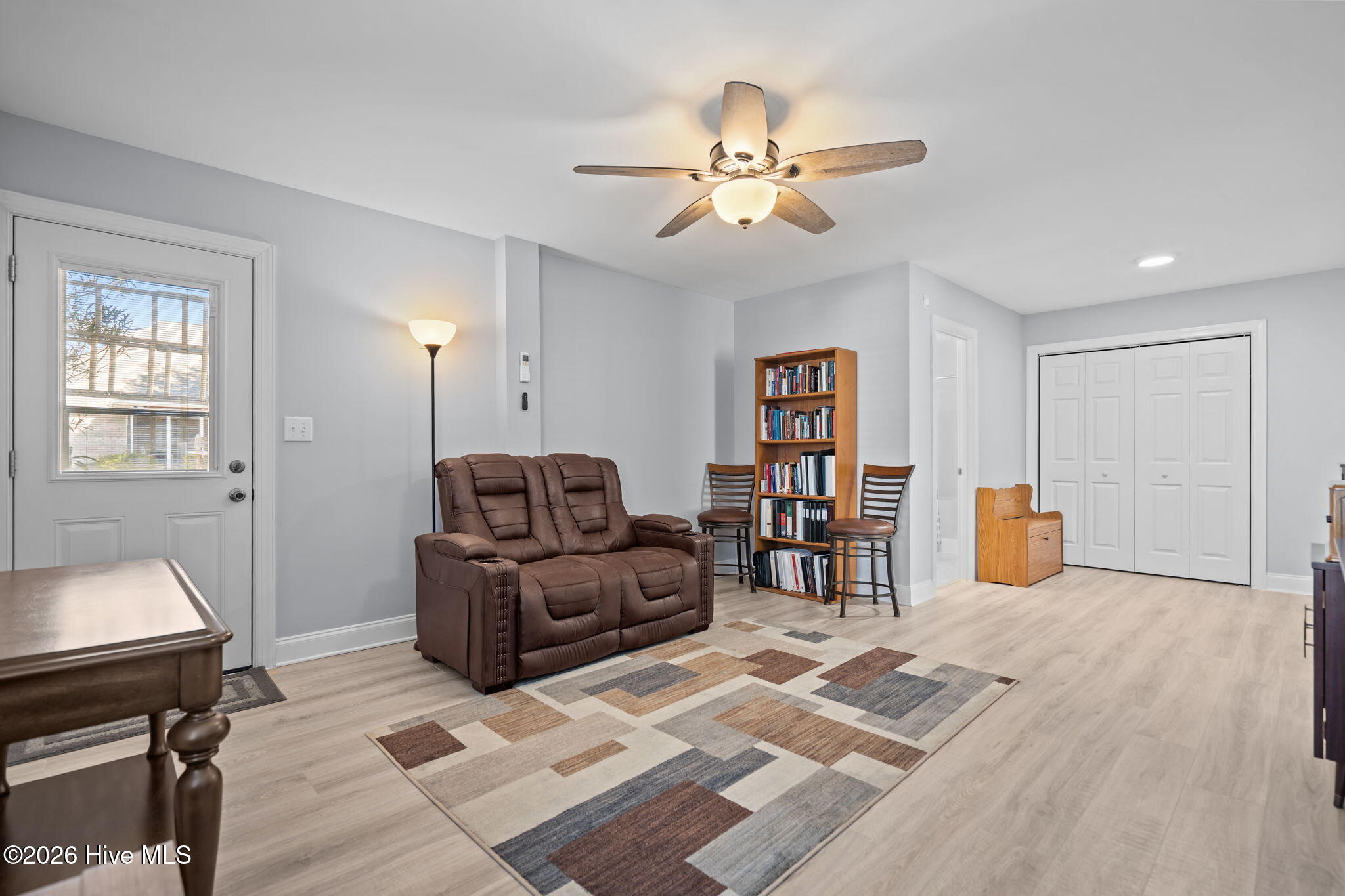 100547752 | Photo 32