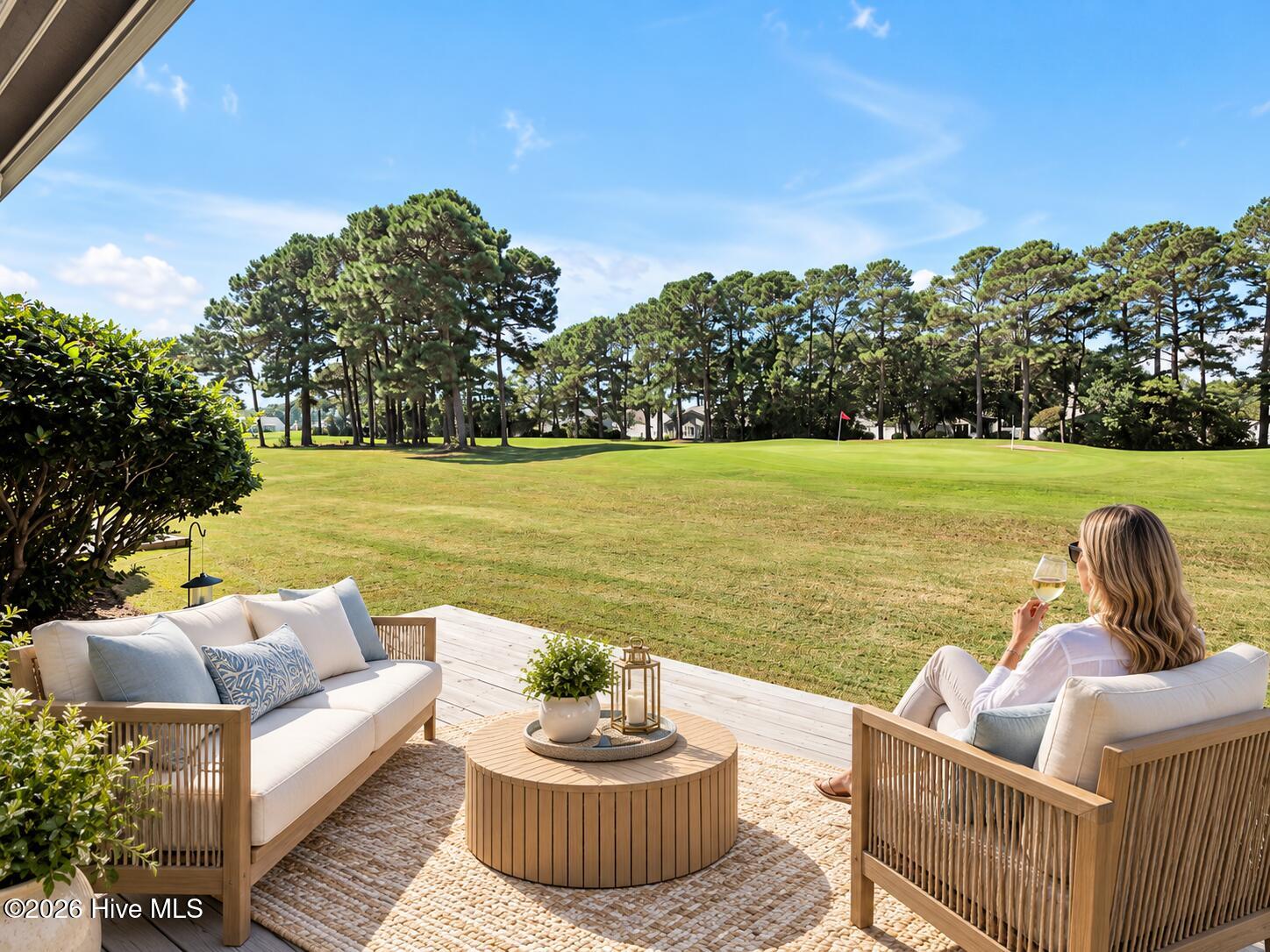 100607661 | Photo 2