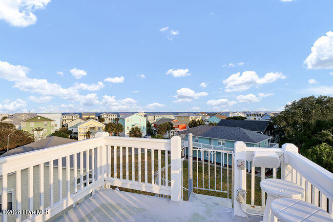 100552893 | Photo 31