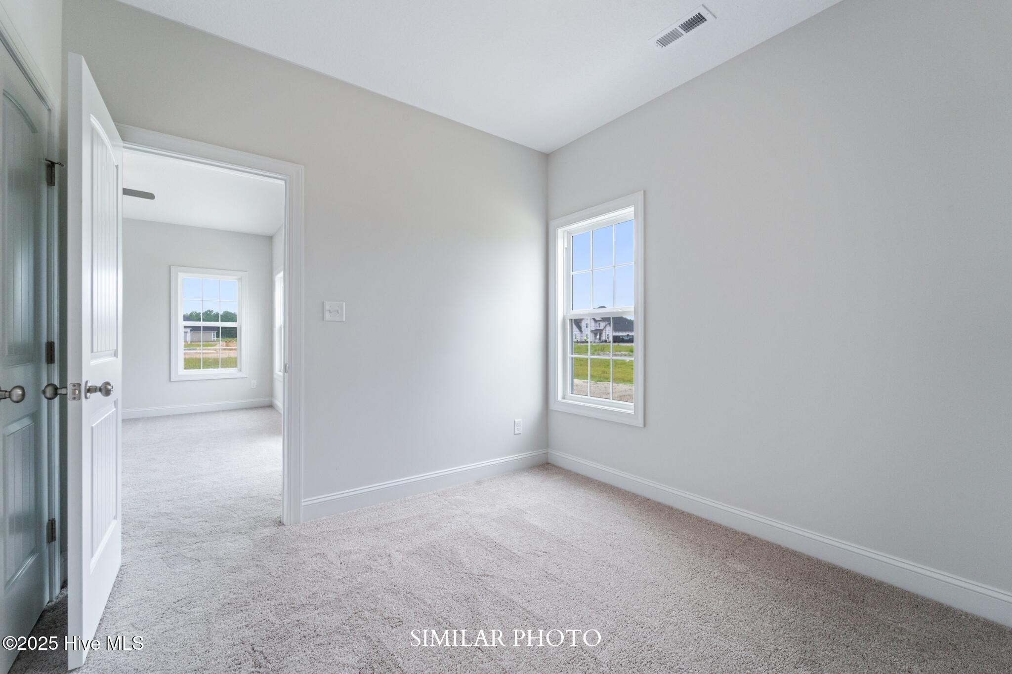 100537505 | Photo 31