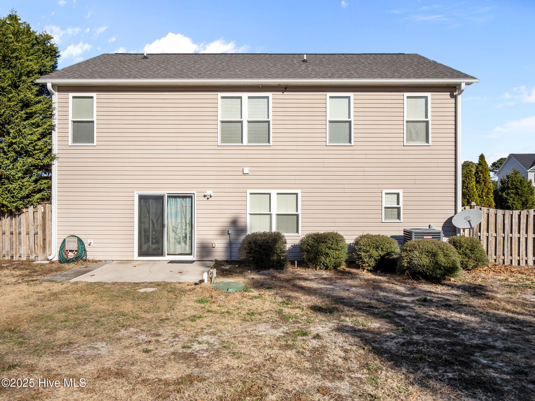 100545708 | Photo 37