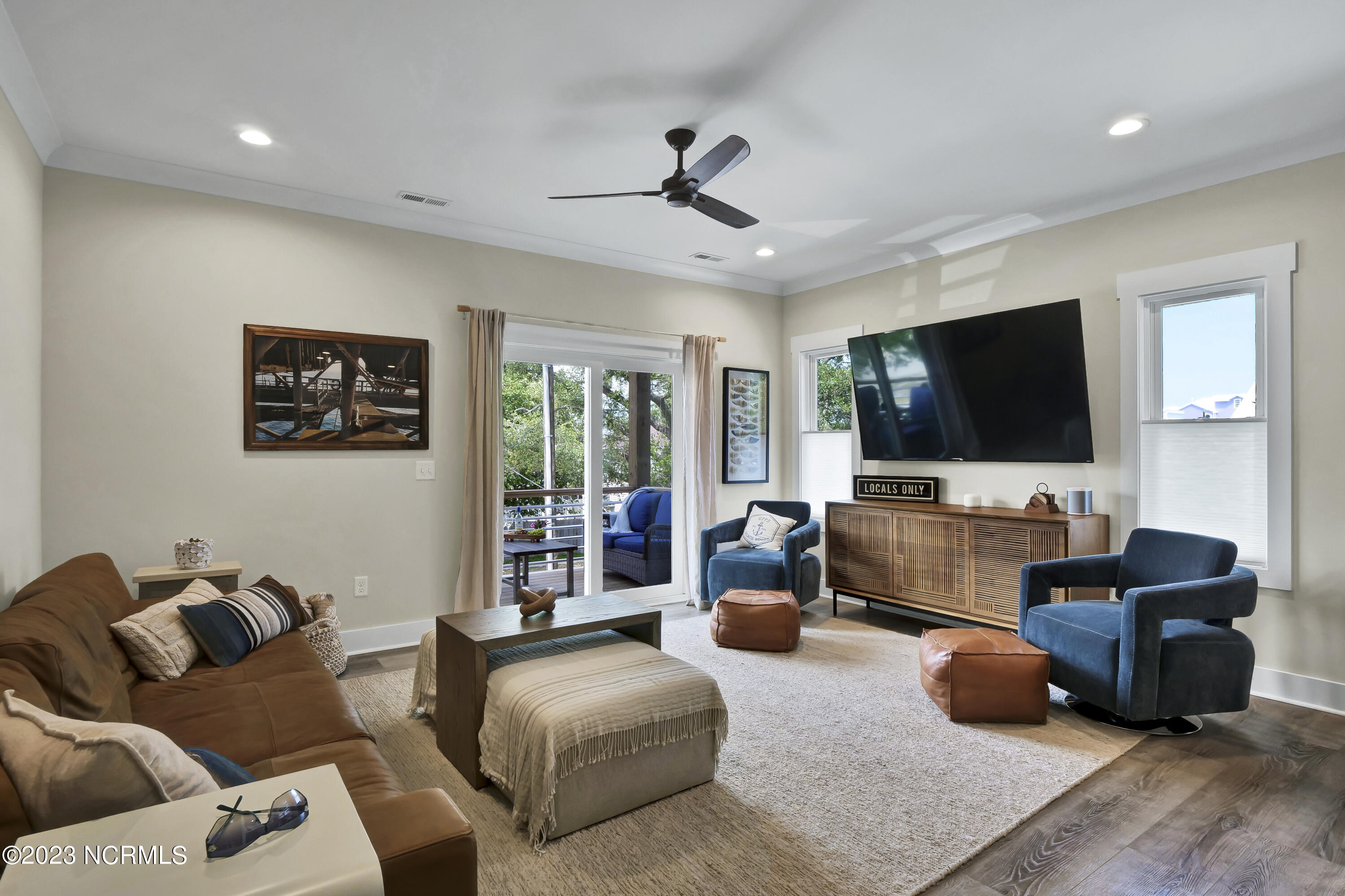 100526223 | Photo 19