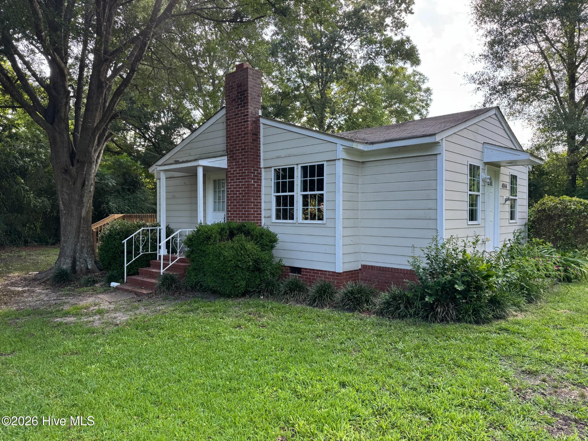 Homes for sale in Maple Hill, NC | 4044 Nc Hwy 50, Maple Hill, NC 28454 | MLS# 100581911