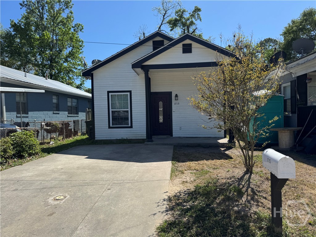 Homes for sale in Savannah, GA | 1715 Dunn St, Savannah, GA 31415 | MLS# SA352868