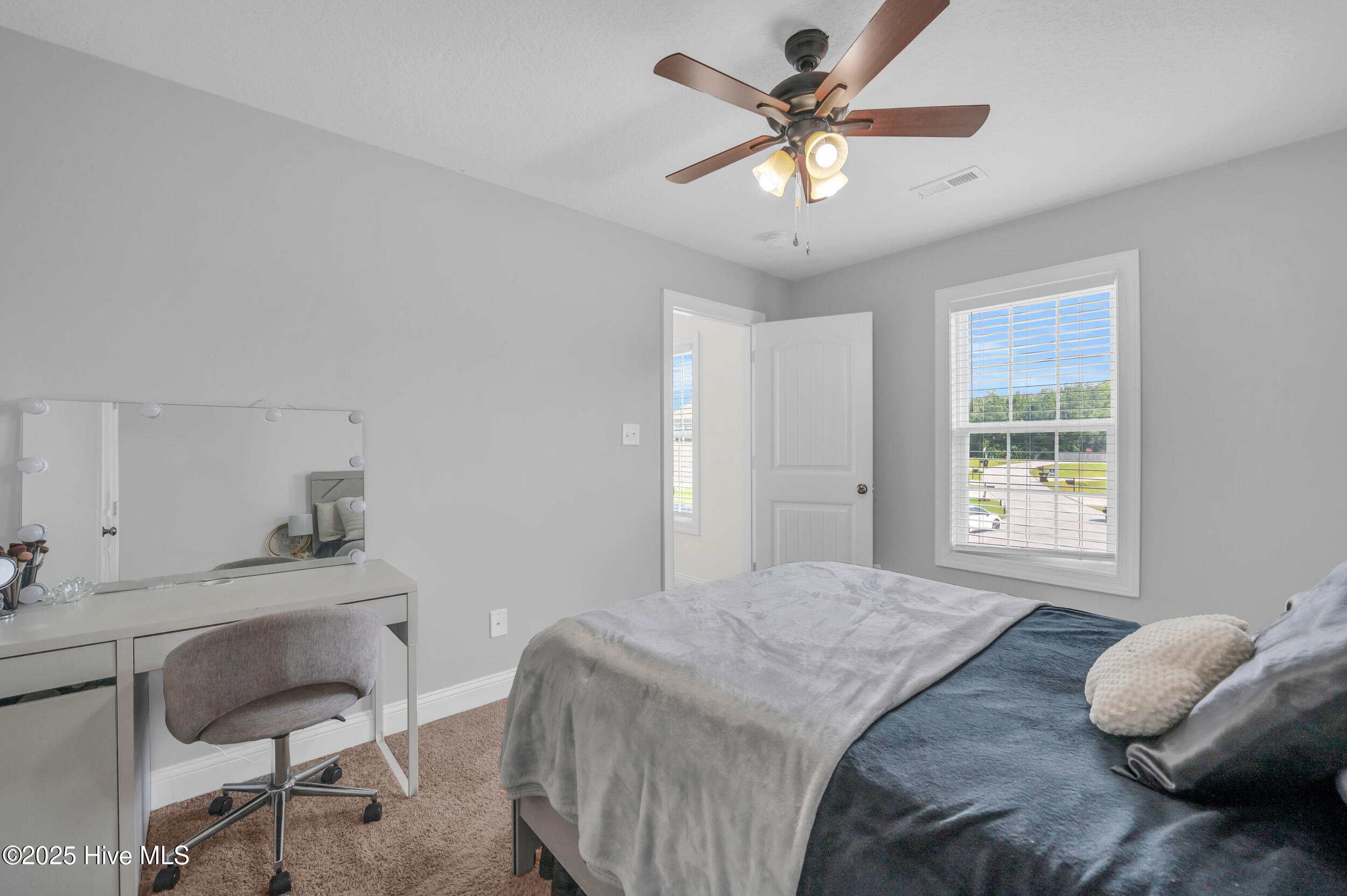 100522900 | Photo 31