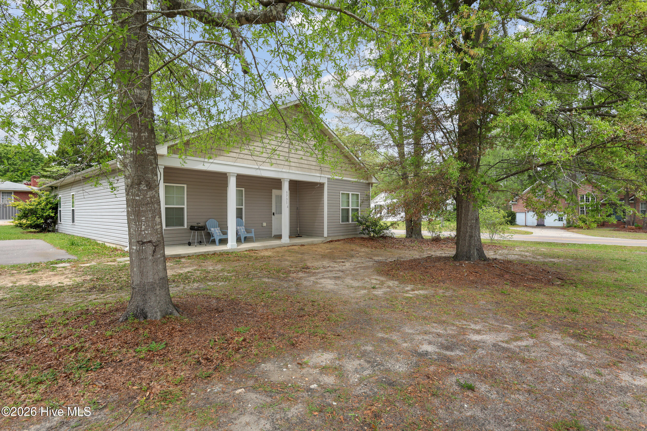 100566904 | Photo 44