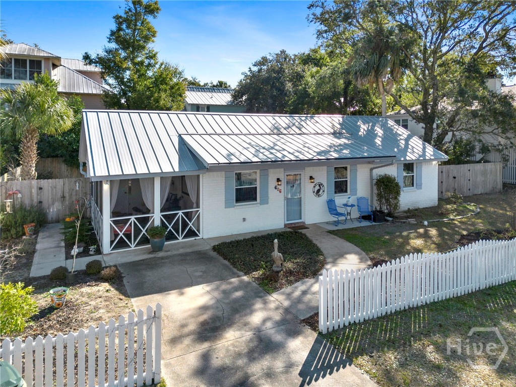 Homes for sale in Tybee Island, GA | 606 Jones Ave, Tybee Island, GA 31328 | MLS# SA348042