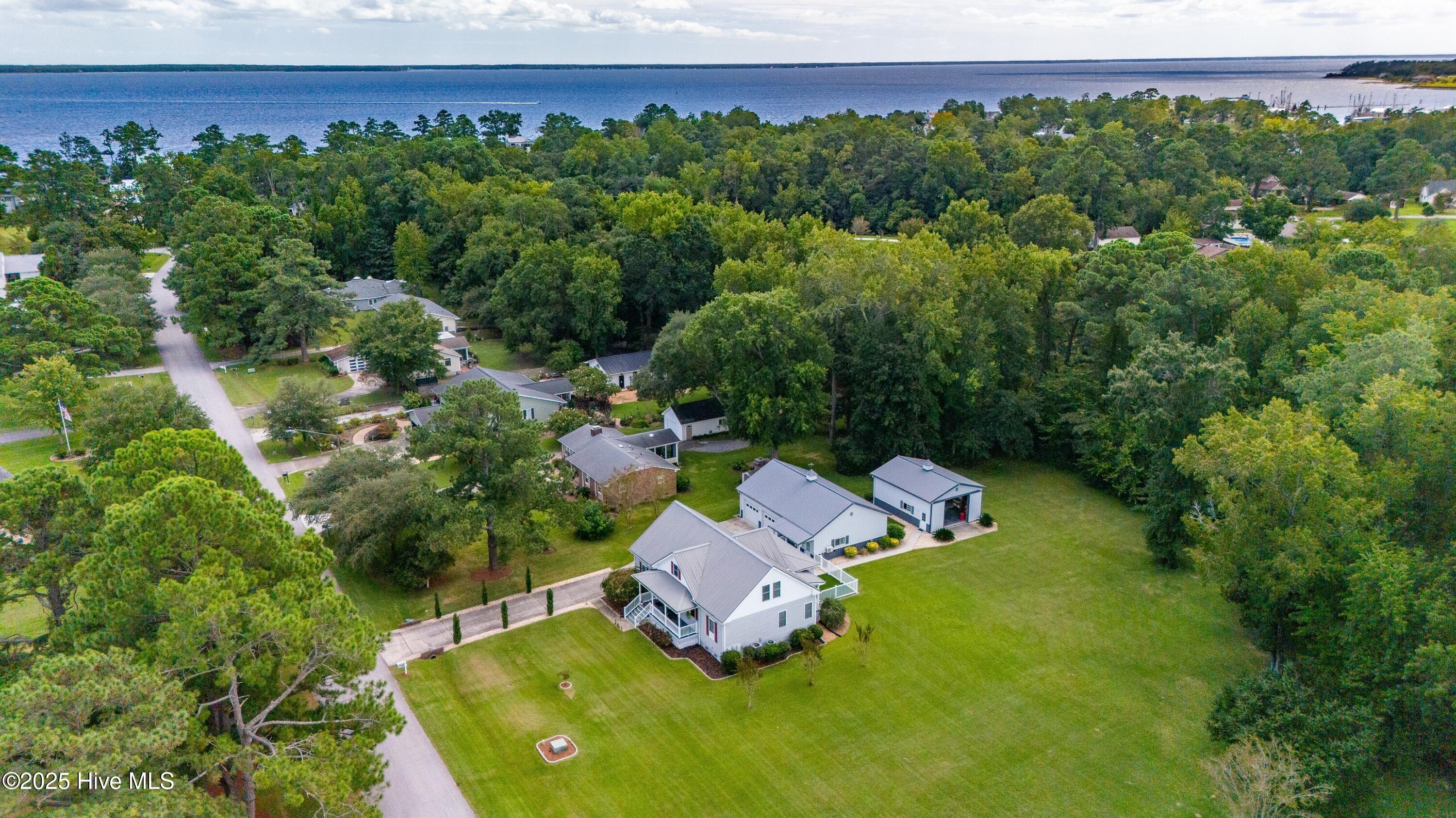 505 Ragan Road,Oriental