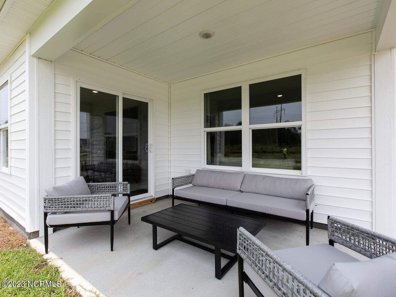 100531600 | Photo 32