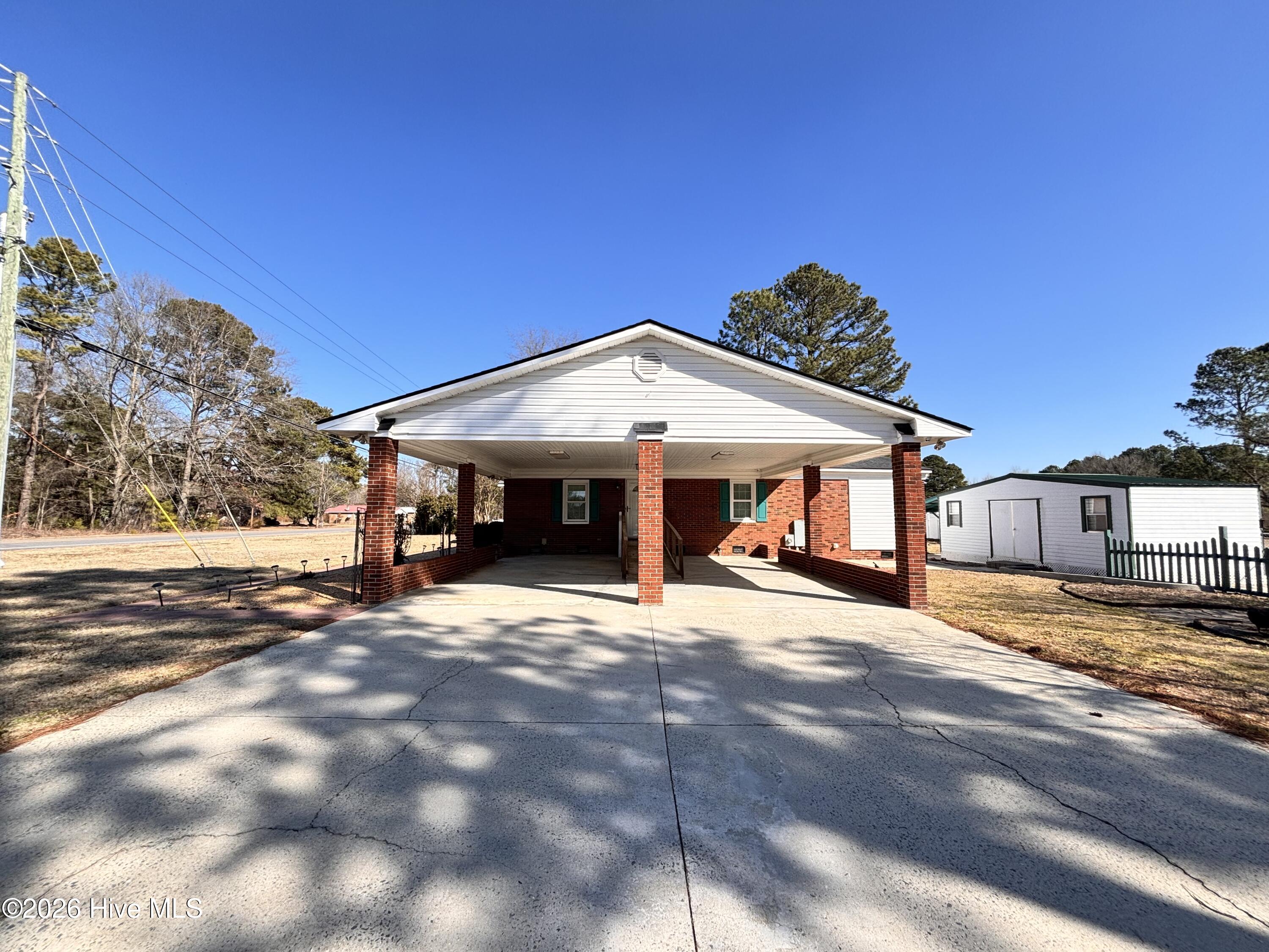 Homes for sale in Roseboro, NC | 7825 Snow Hill Dr, Roseboro, NC 28382 | MLS# 100554648