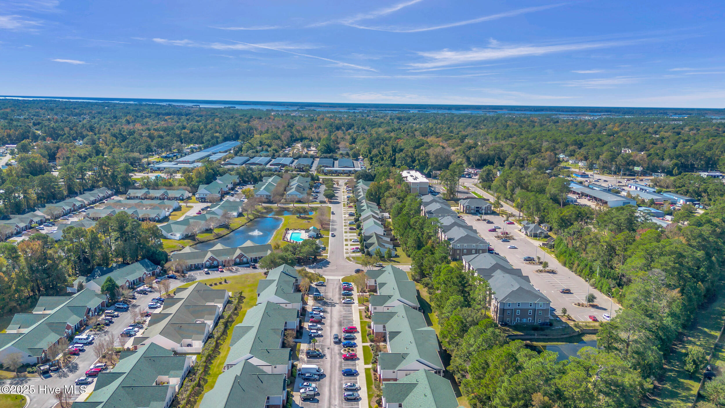 100539370 | Photo 34