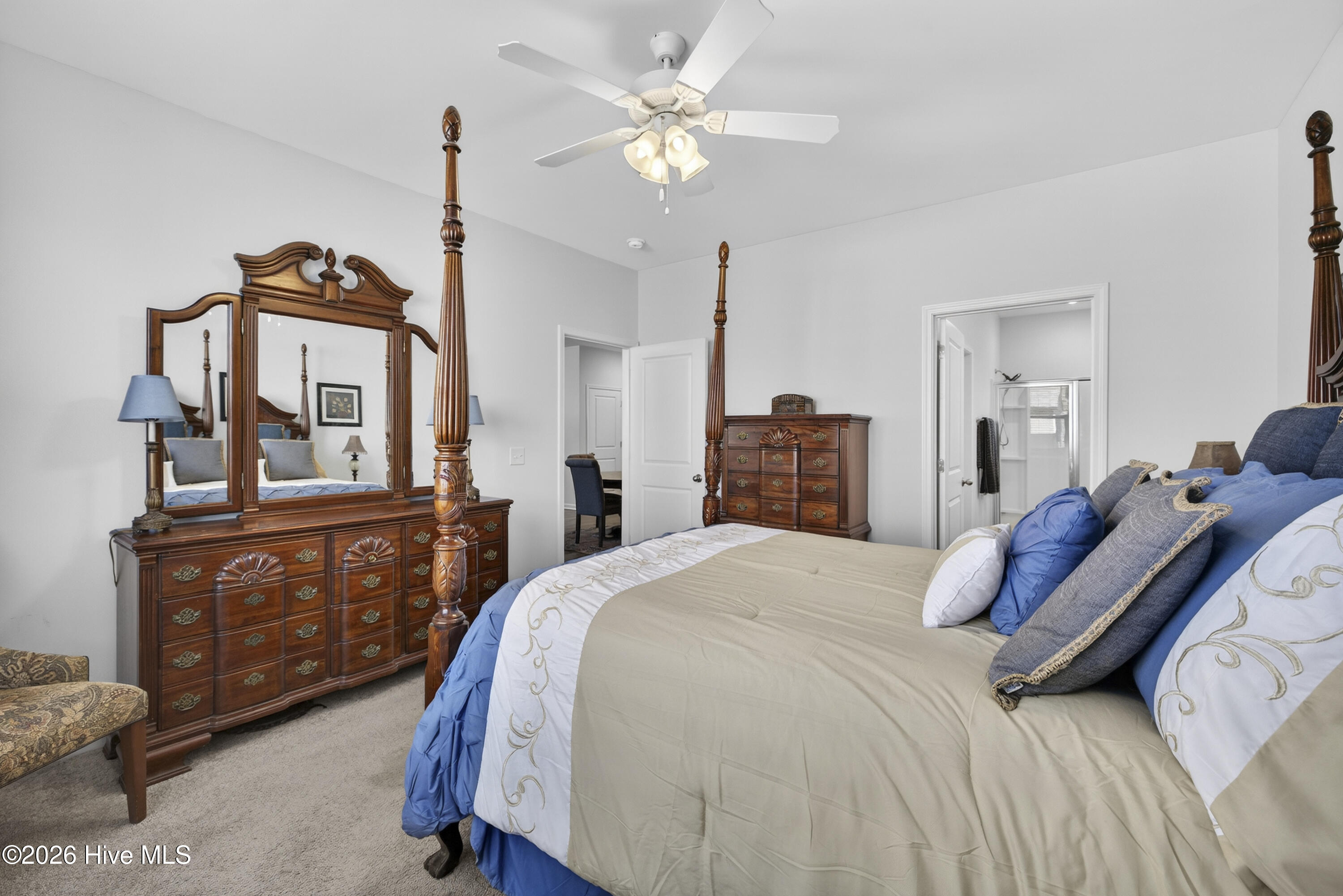 100560970 | Photo 29