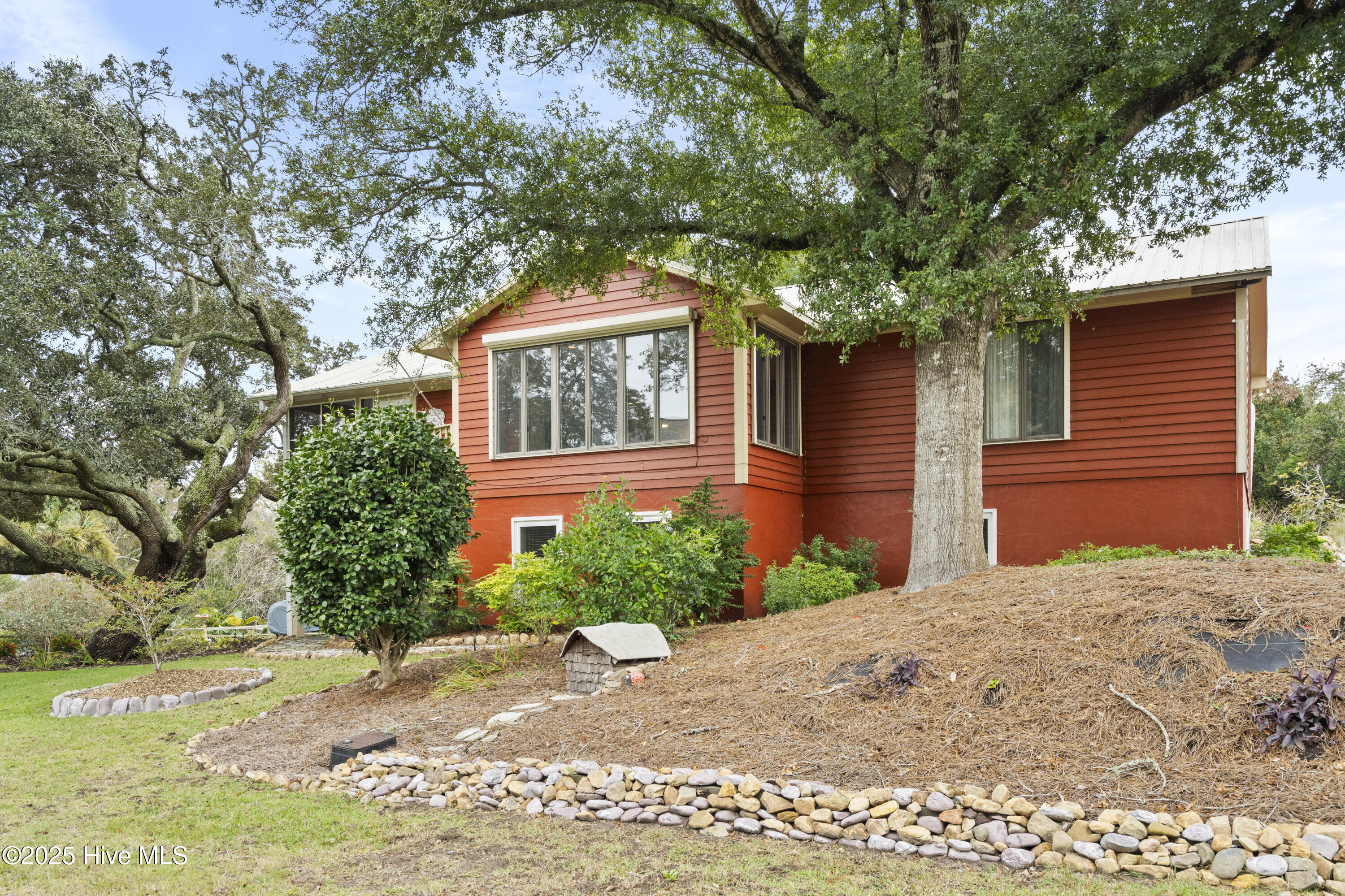 100540990 | Photo 55