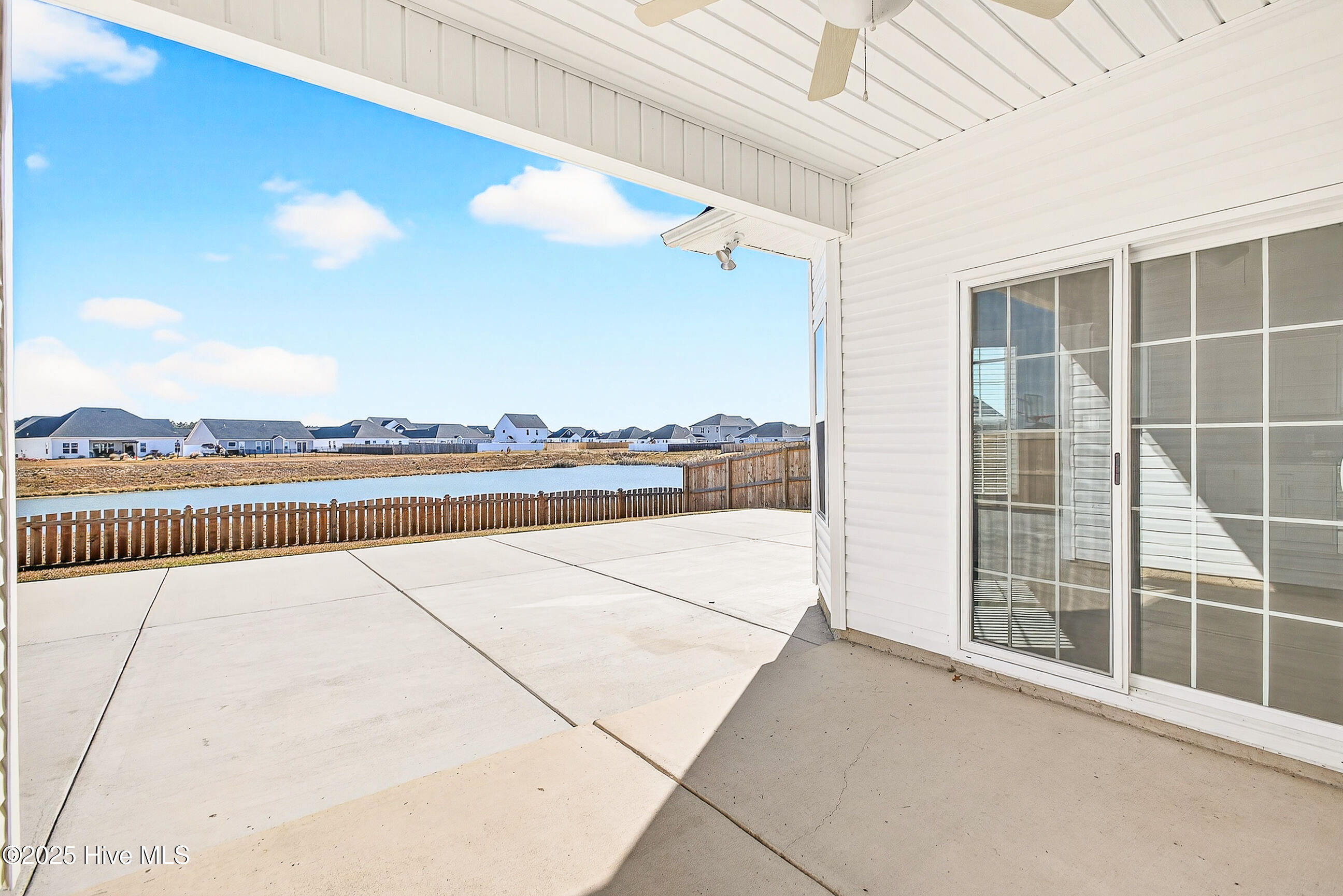 100539461 | Photo 28