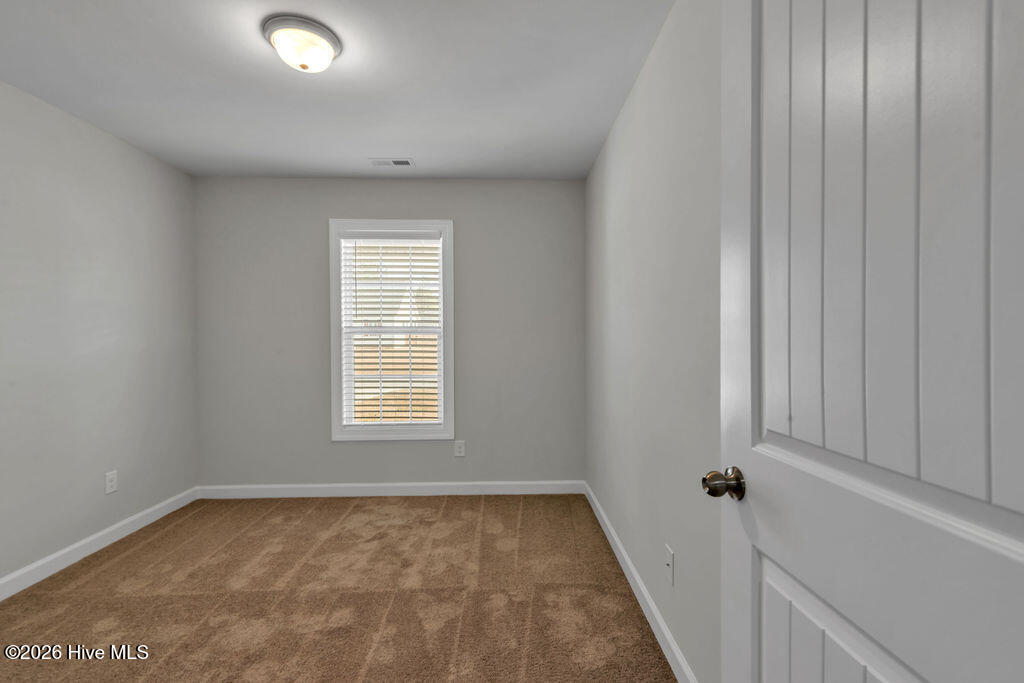 100558571 | Photo 28