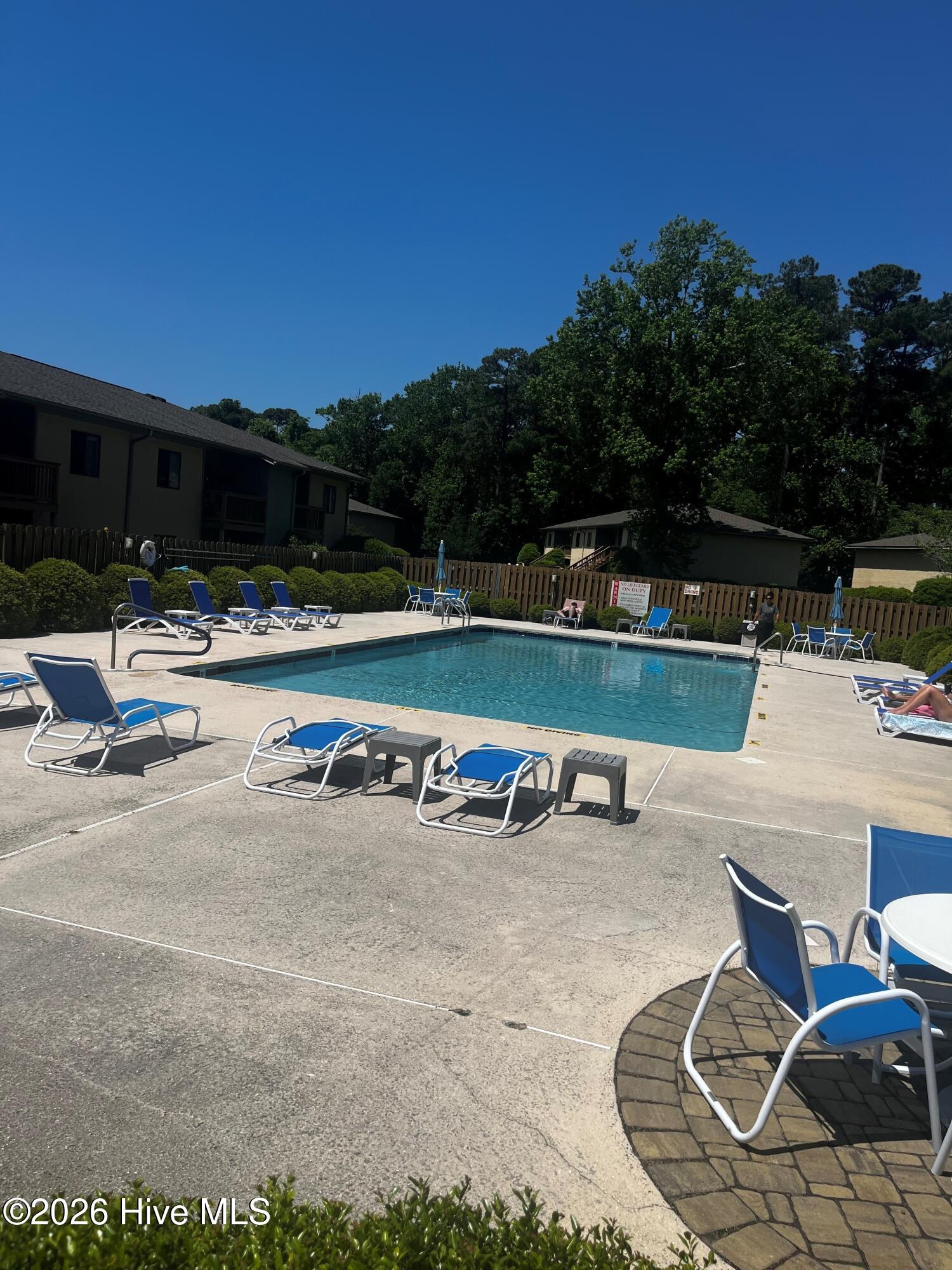 100569939 | Photo 12