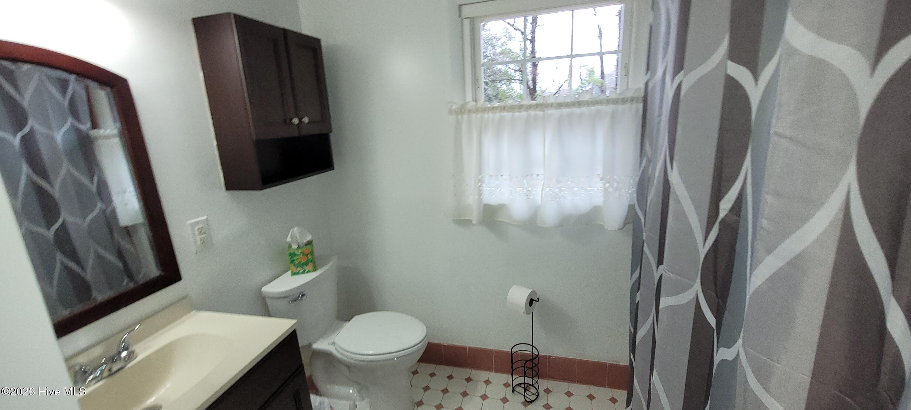 100551473 | Photo 34