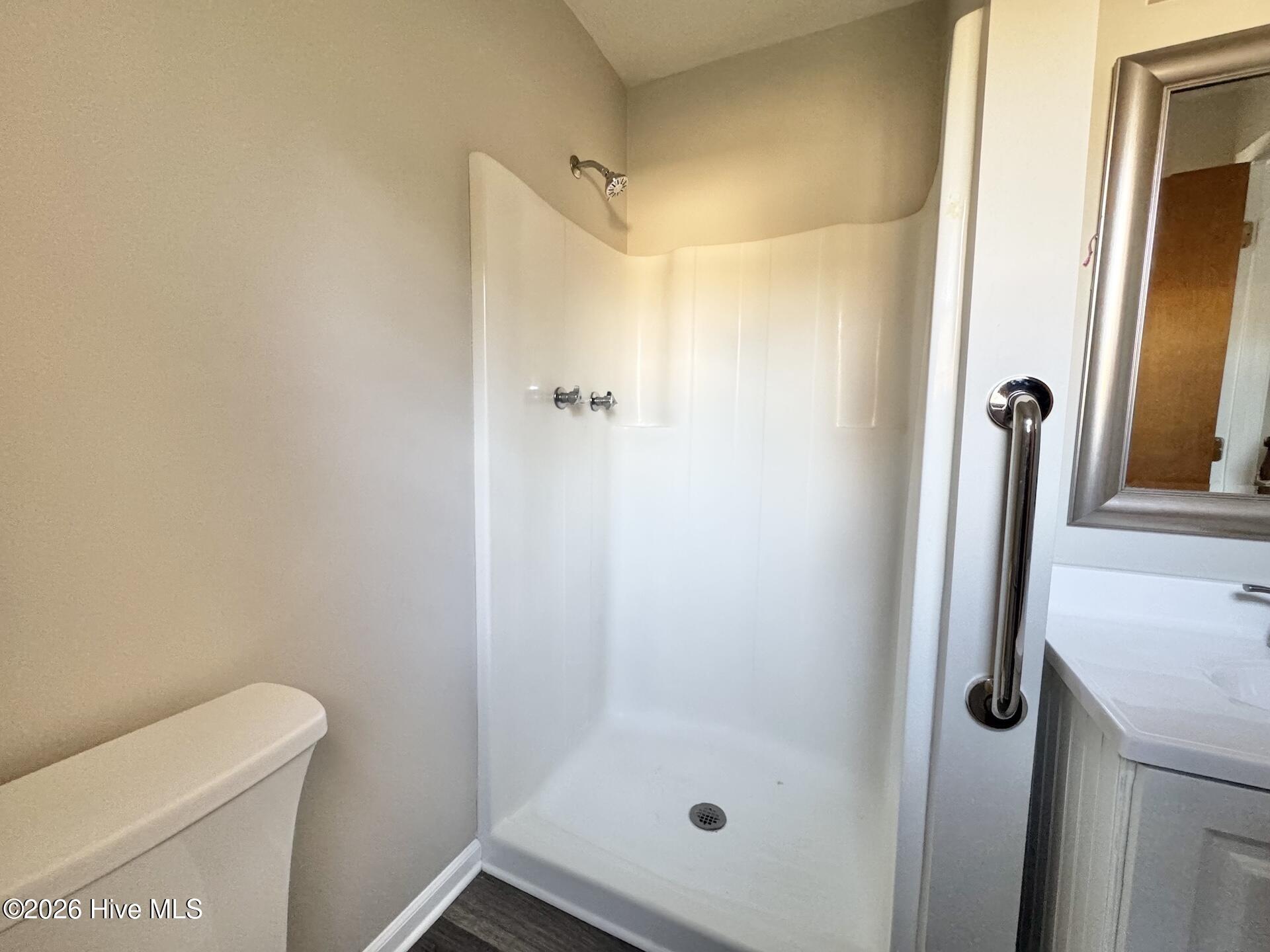 100561695 | Photo 13