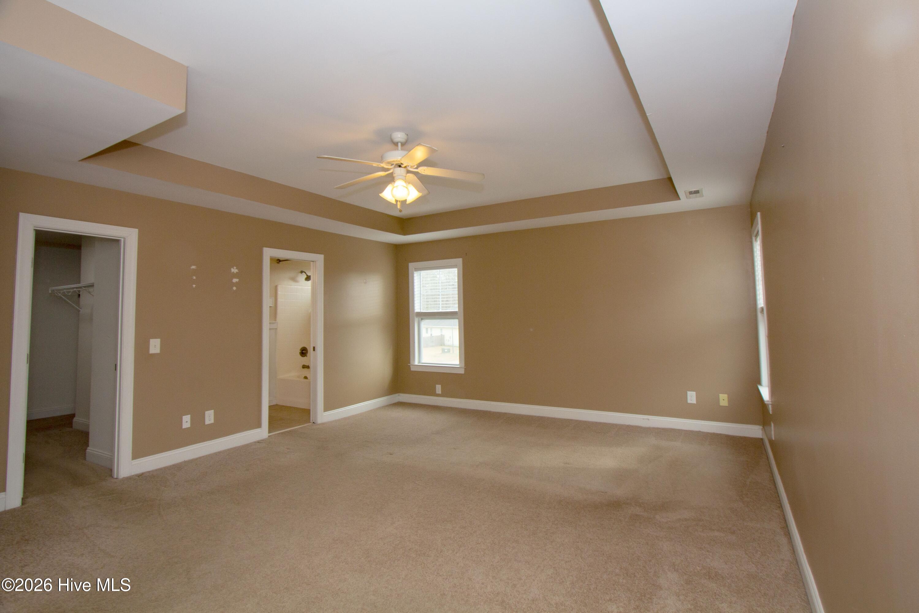 100555872 | Photo 28