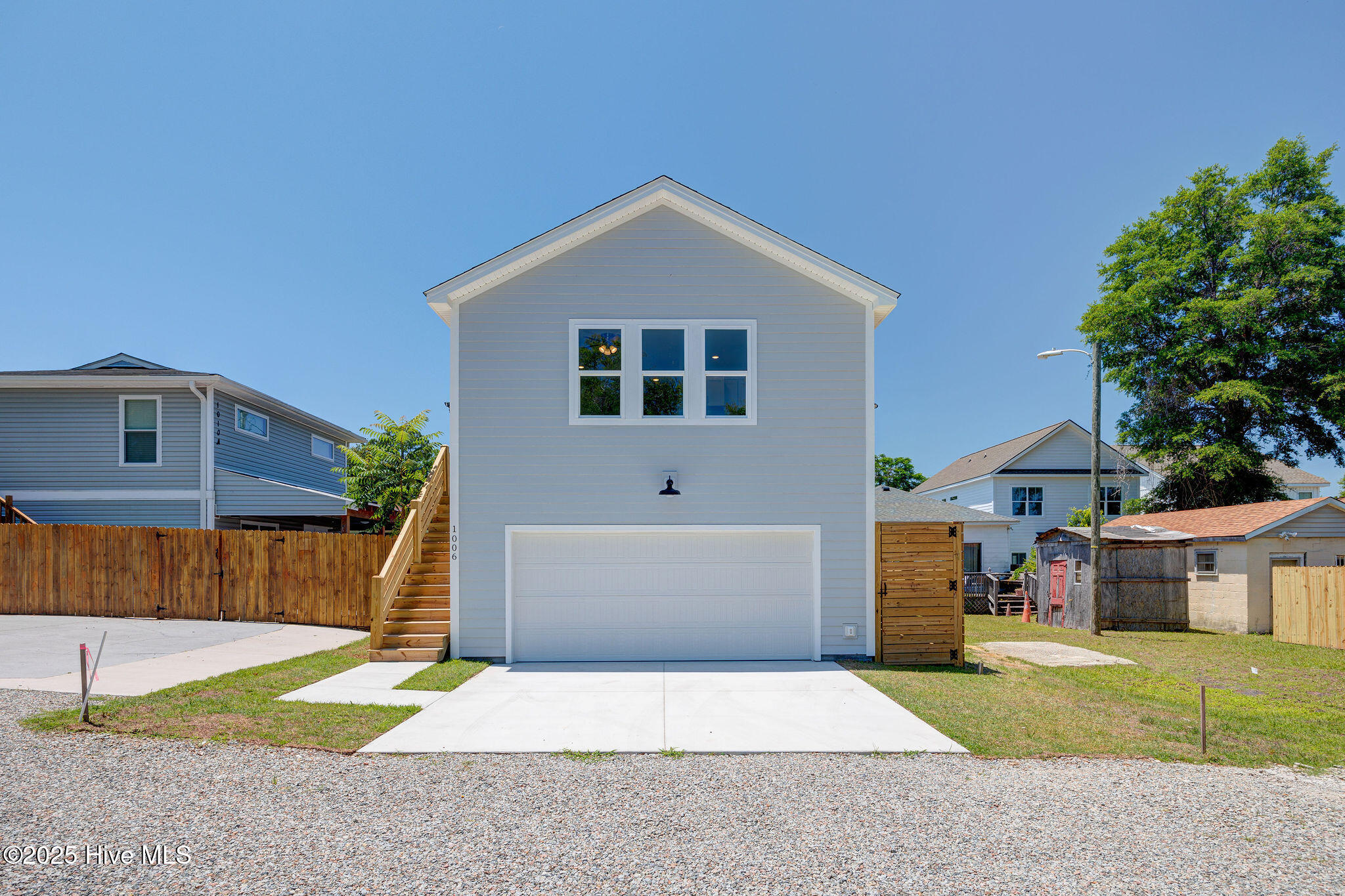 100521175 | Photo 34