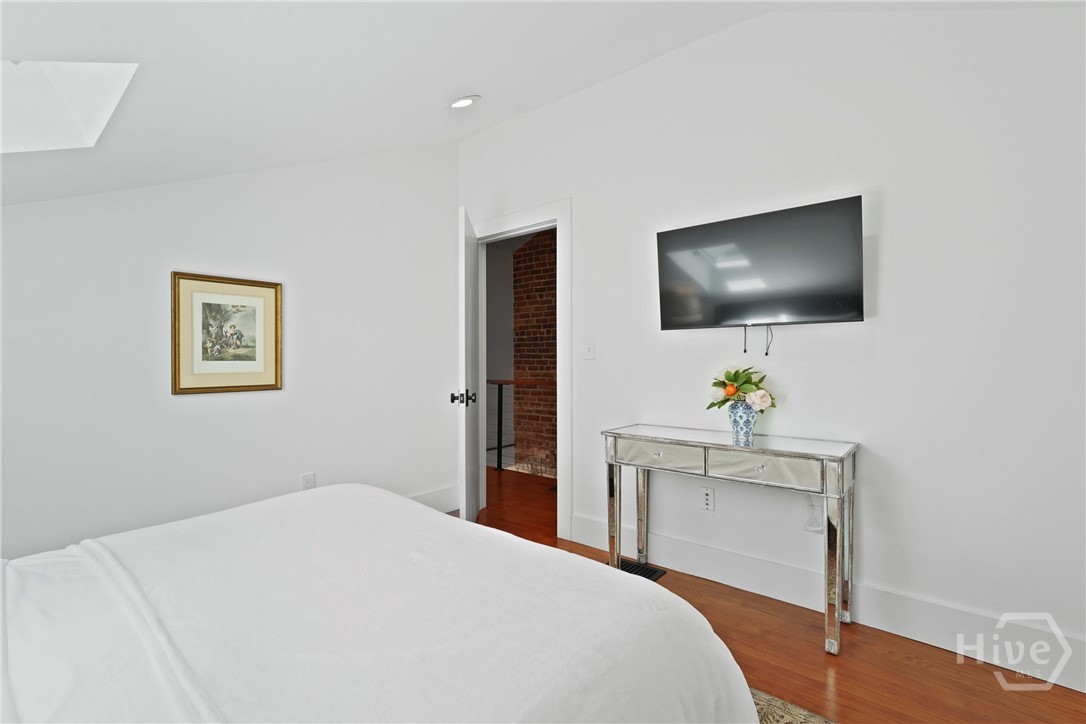 415 Whitaker Street, Savannah, GA, 31401