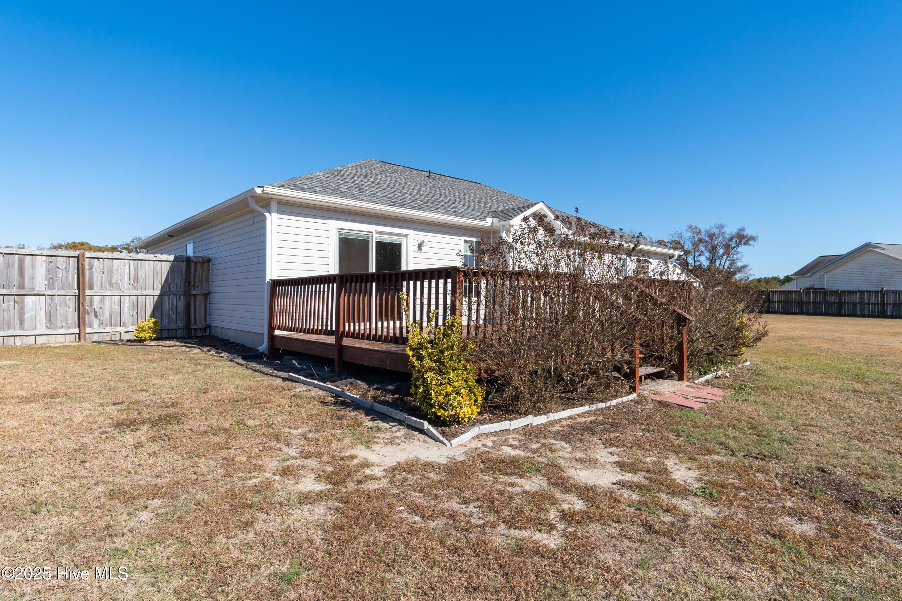 100542382 | Photo 39