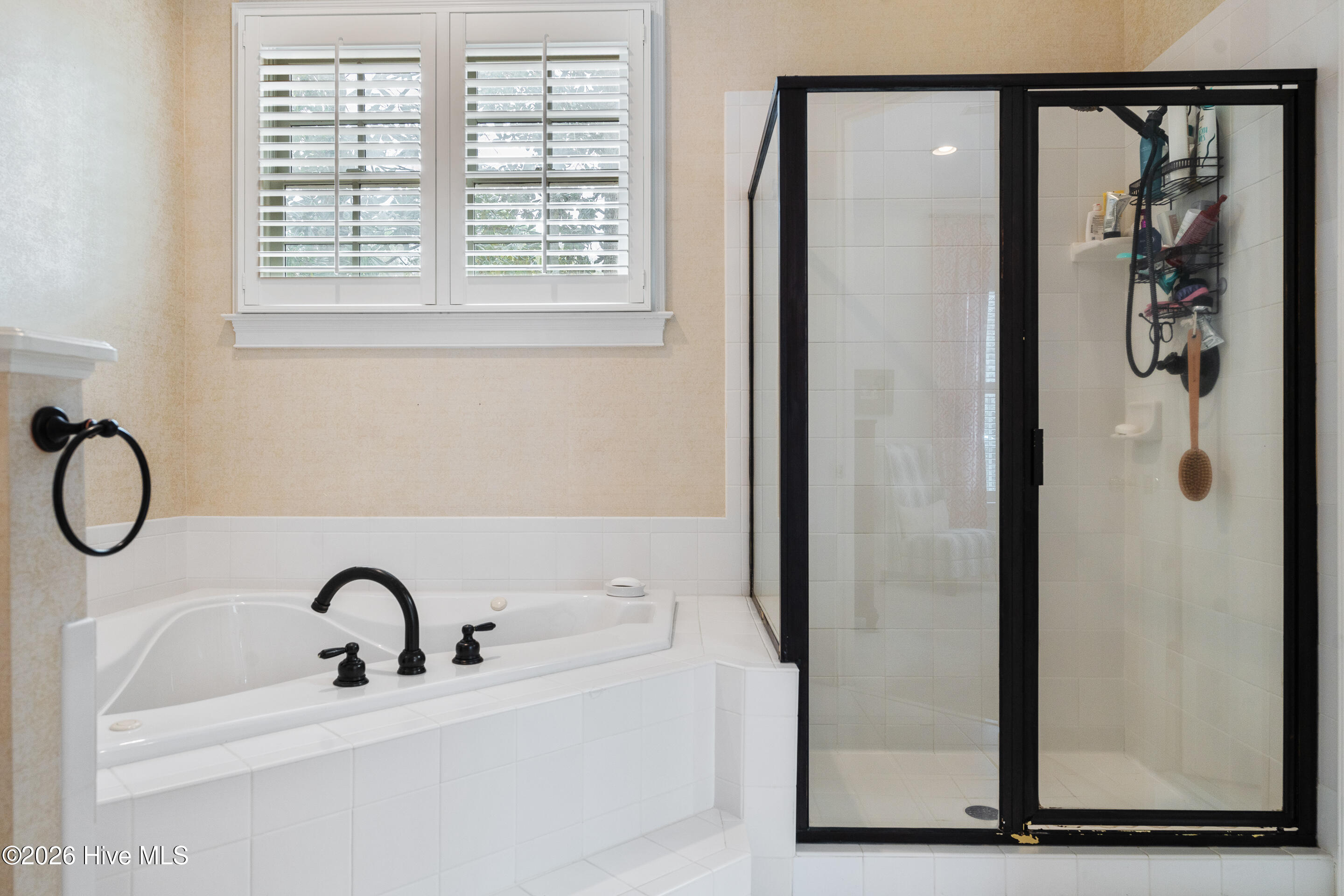 100552027 | Photo 39