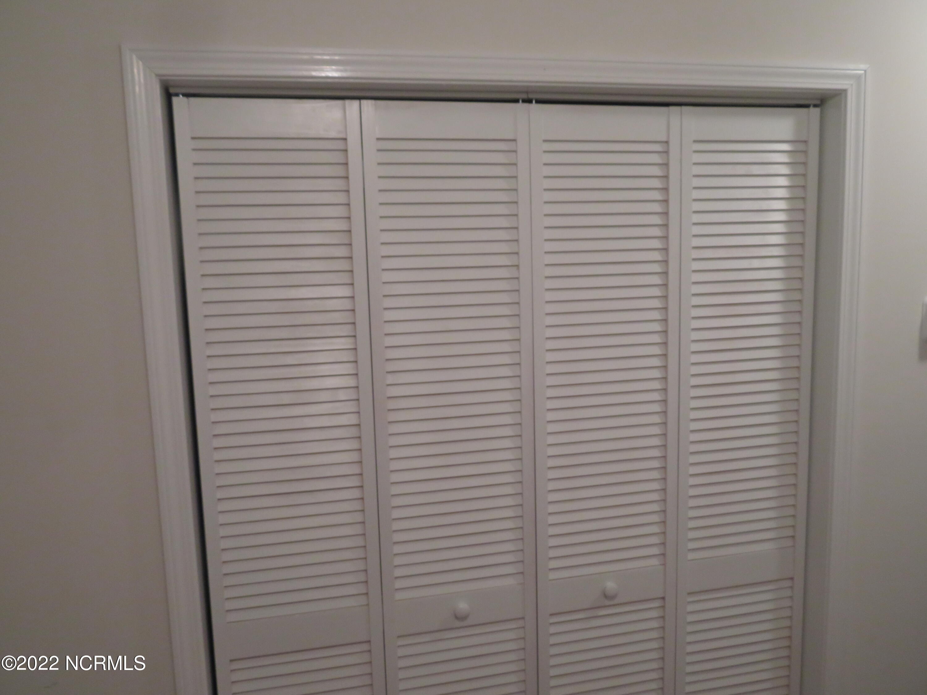 100548375 | Photo 15