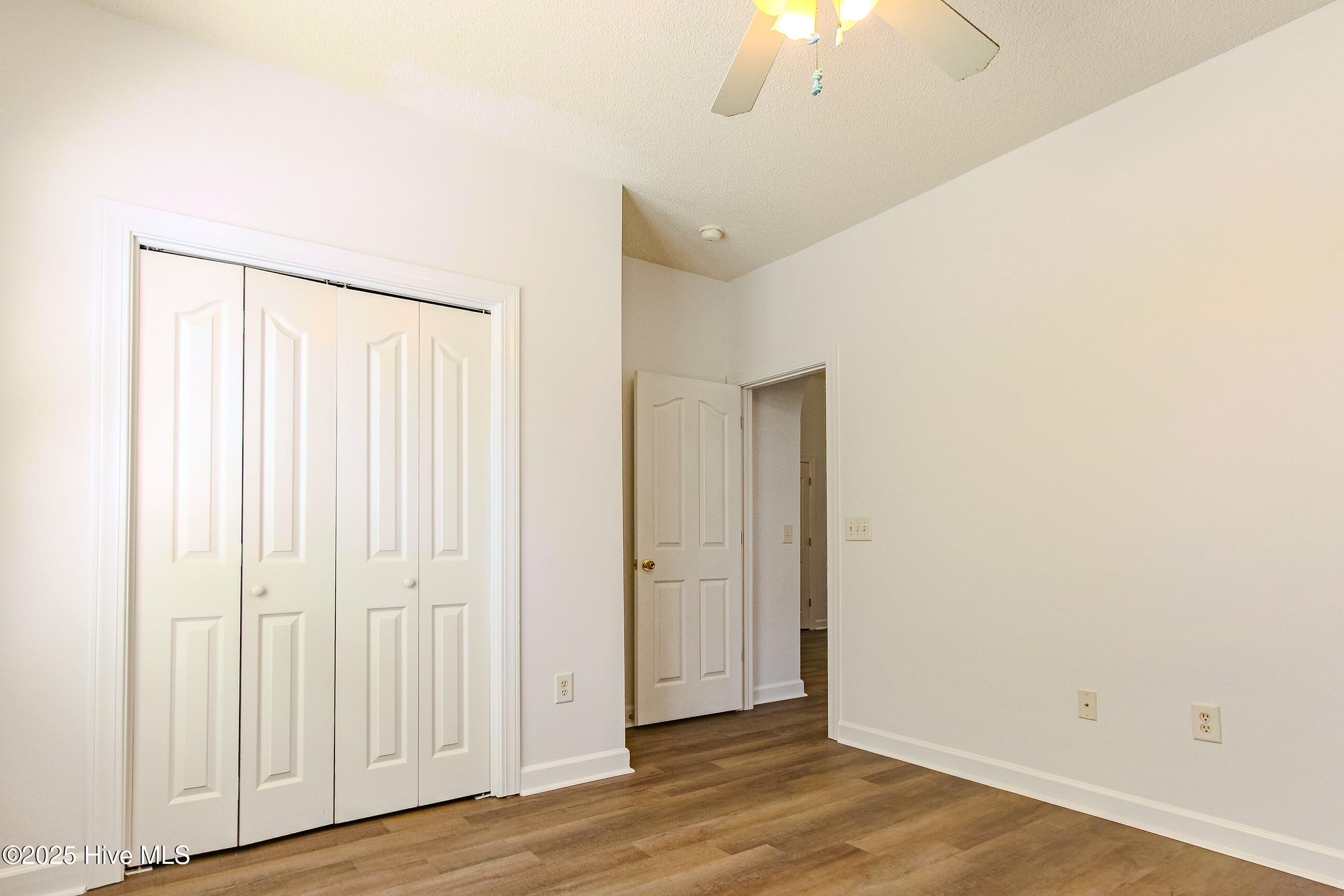 100525378 | Photo 39