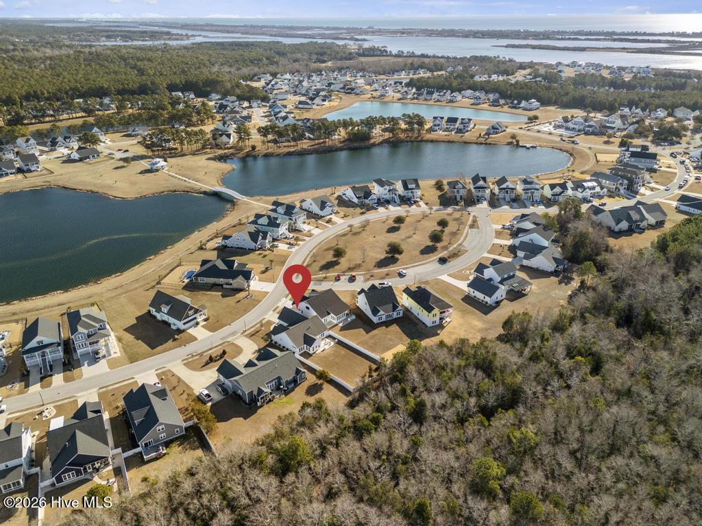 100558898 | Photo 55