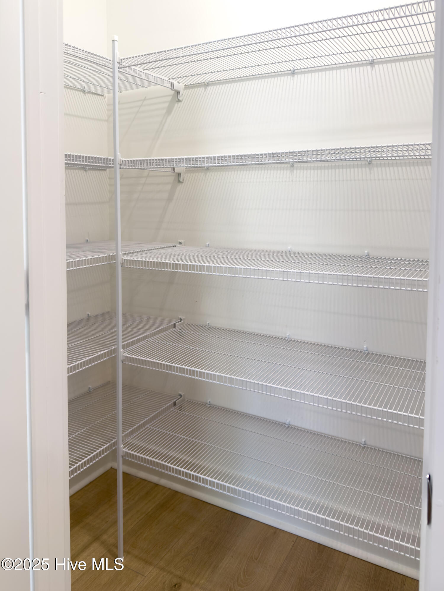 100547481 | Photo 11