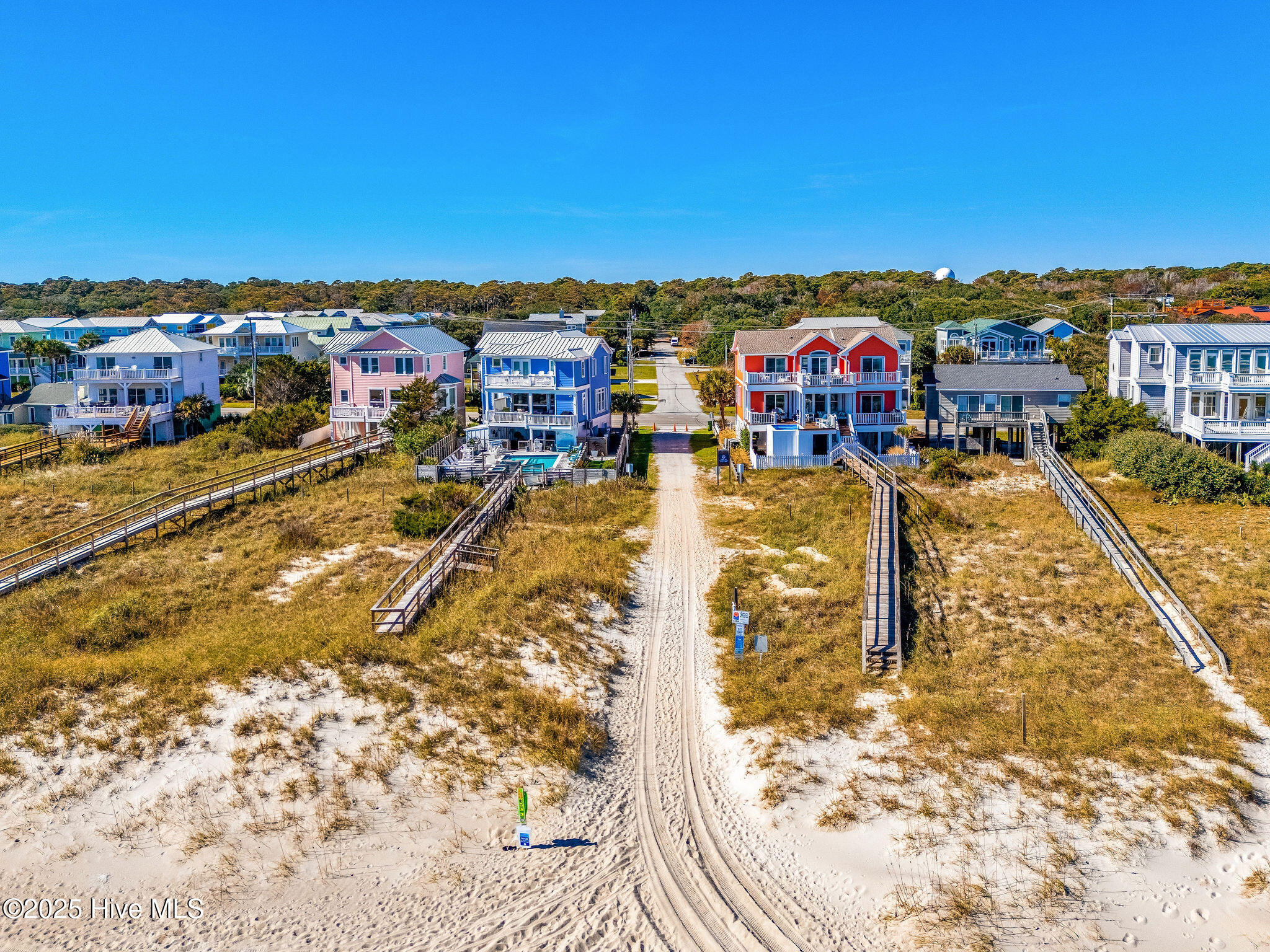 100540097 | Photo 67