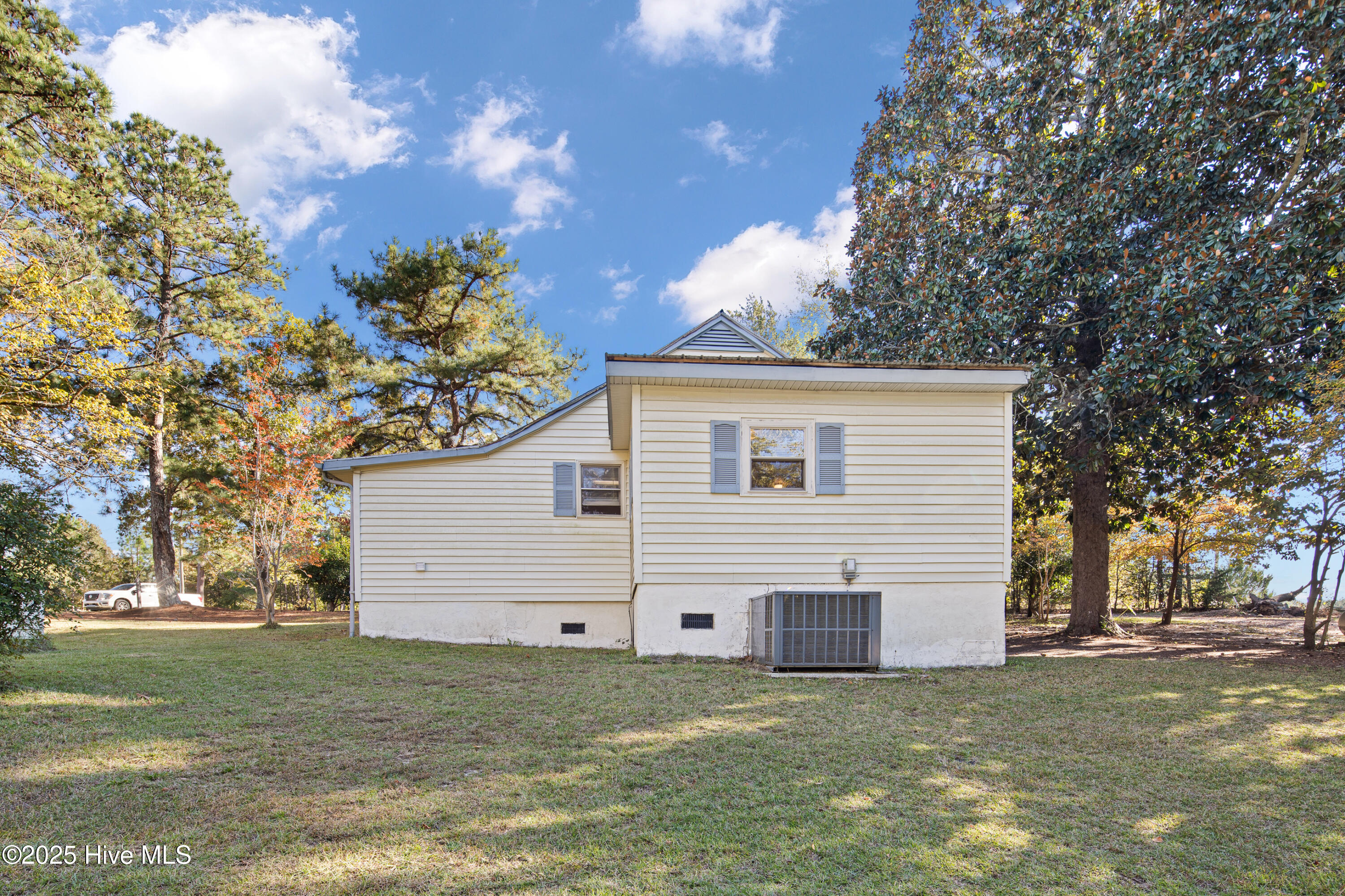 Homes for sale in Eagle Springs, NC | 663 Possum Holler Rd, Eagle Springs, NC 27242 | MLS# 100536884