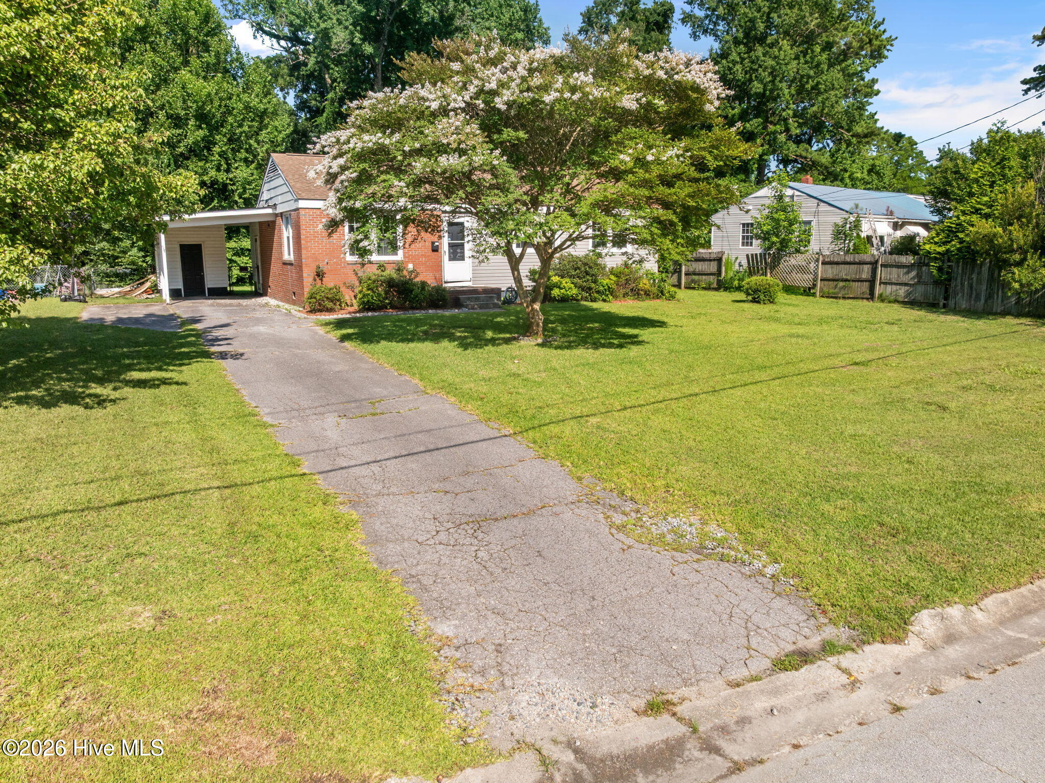 100547094 | Photo 33