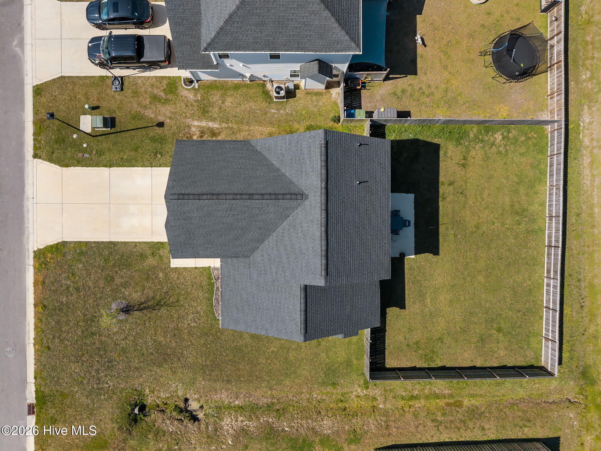 100564865 | Photo 49