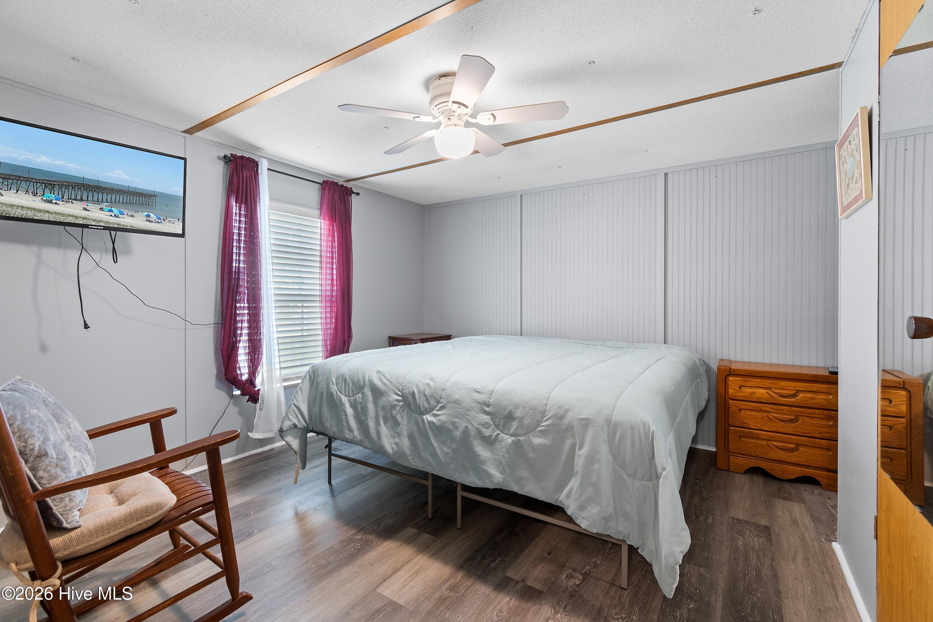 100565764 | Photo 22