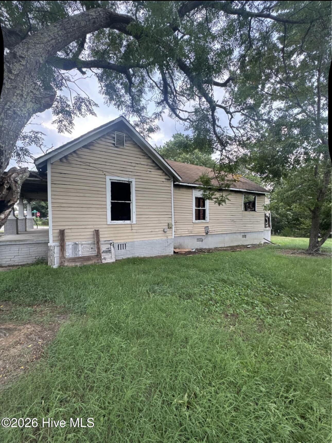 2nd image of 1005 Harriett St, Henderson, NC 27536 | MLS# 100592193
