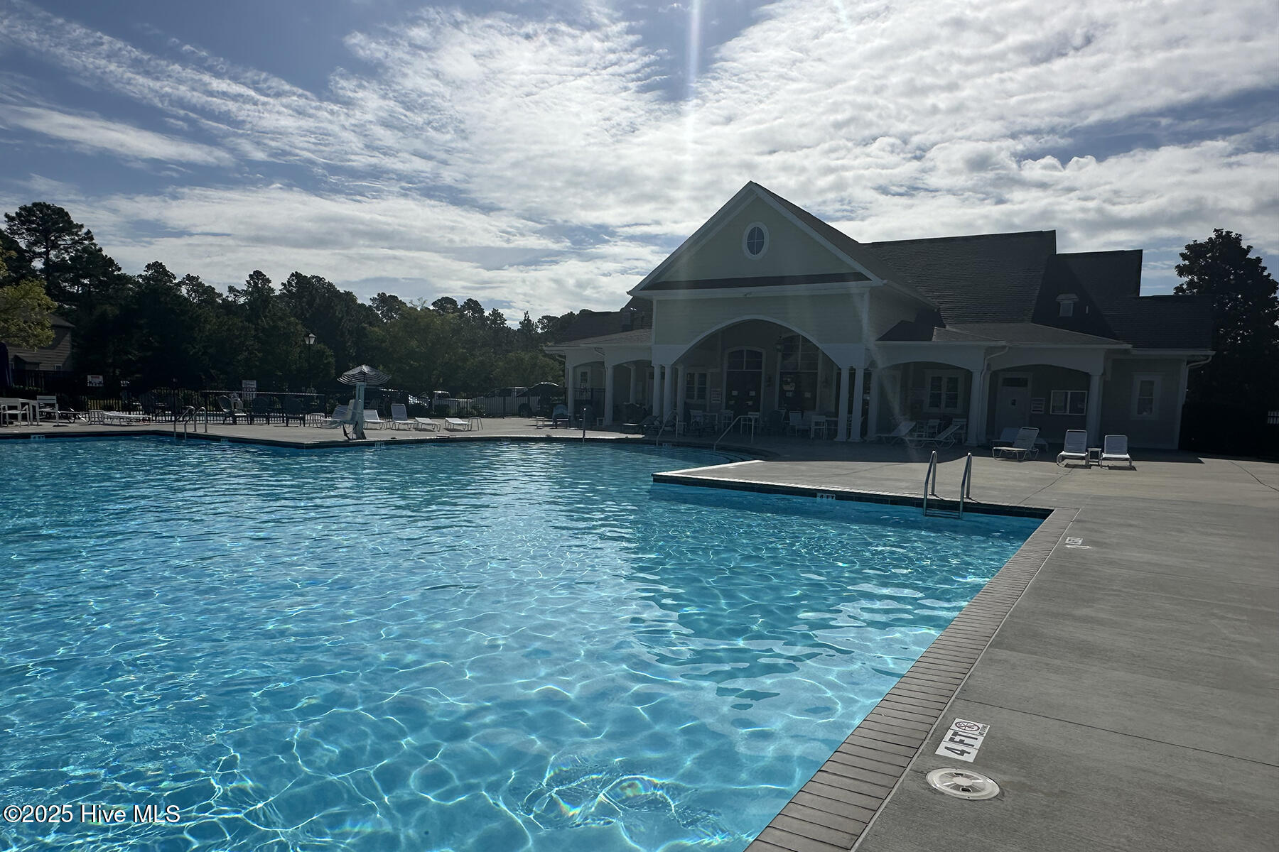 100549999 | Photo 23