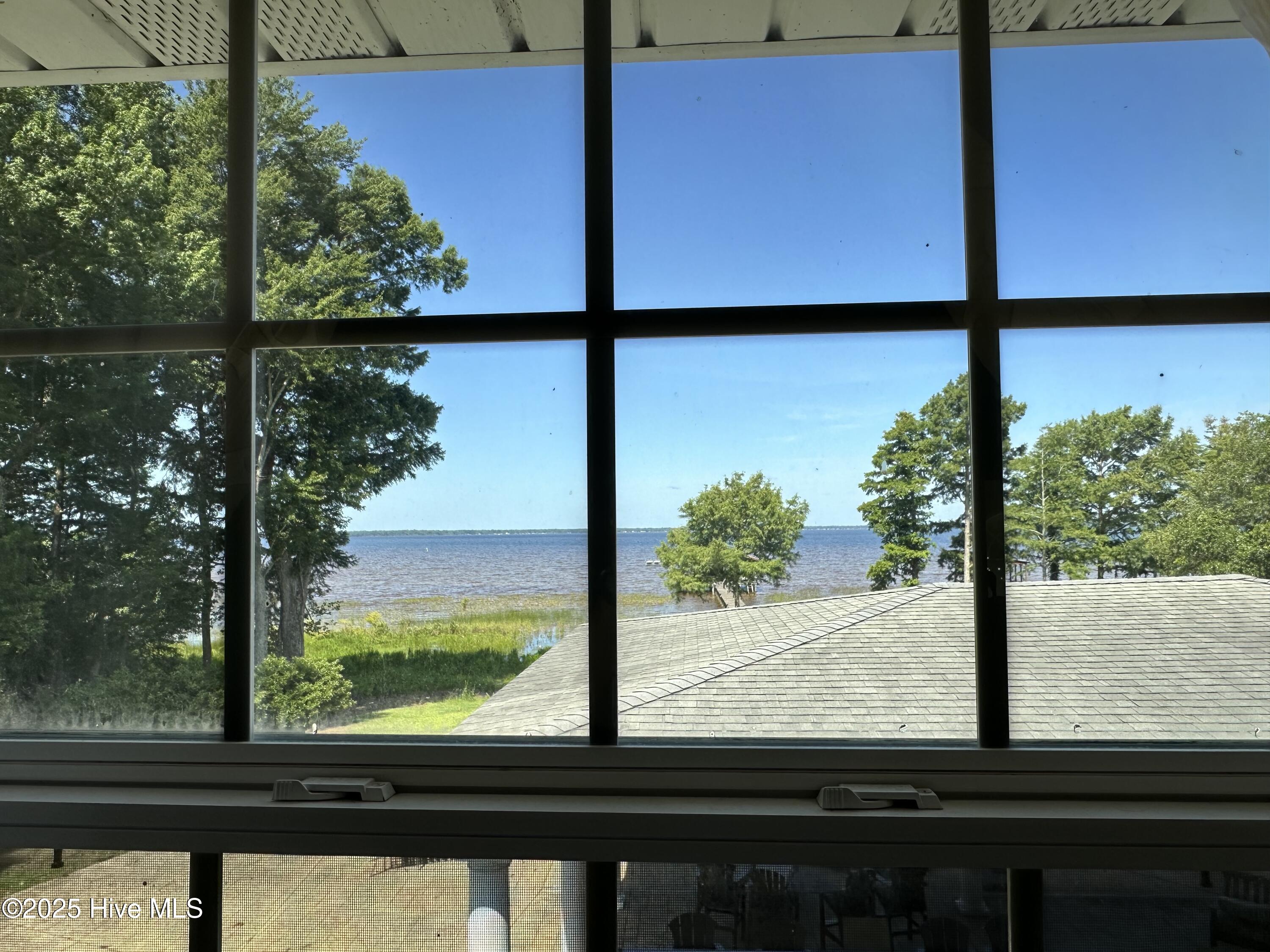 100514130 | Photo 127