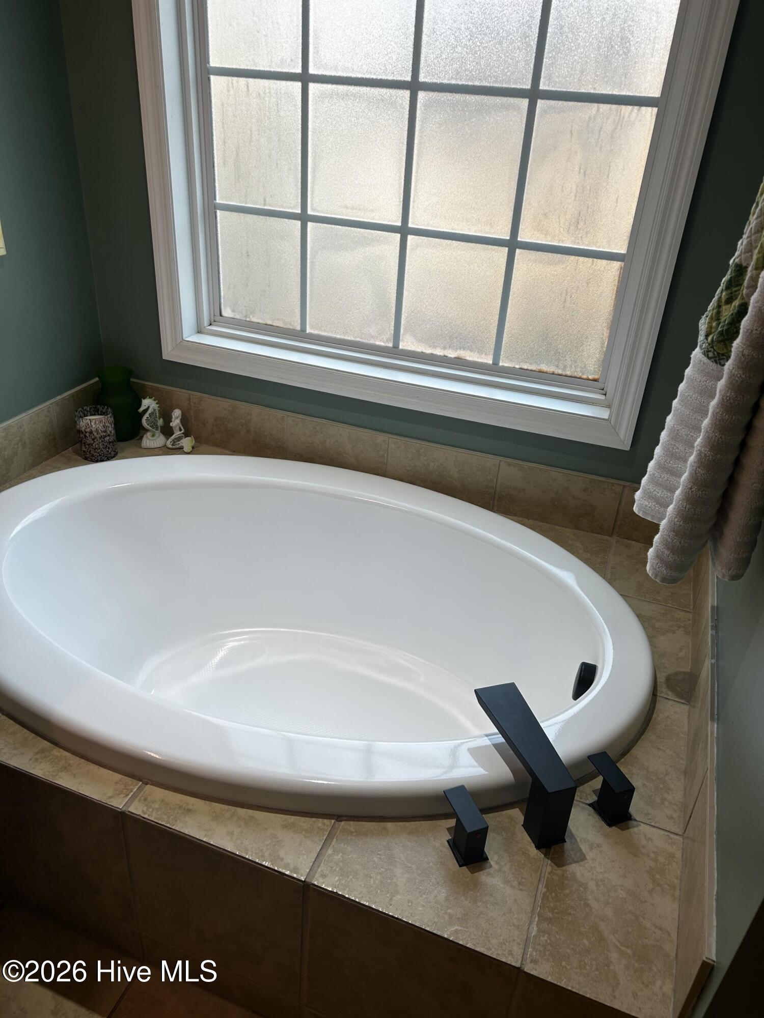 100562601 | Photo 29