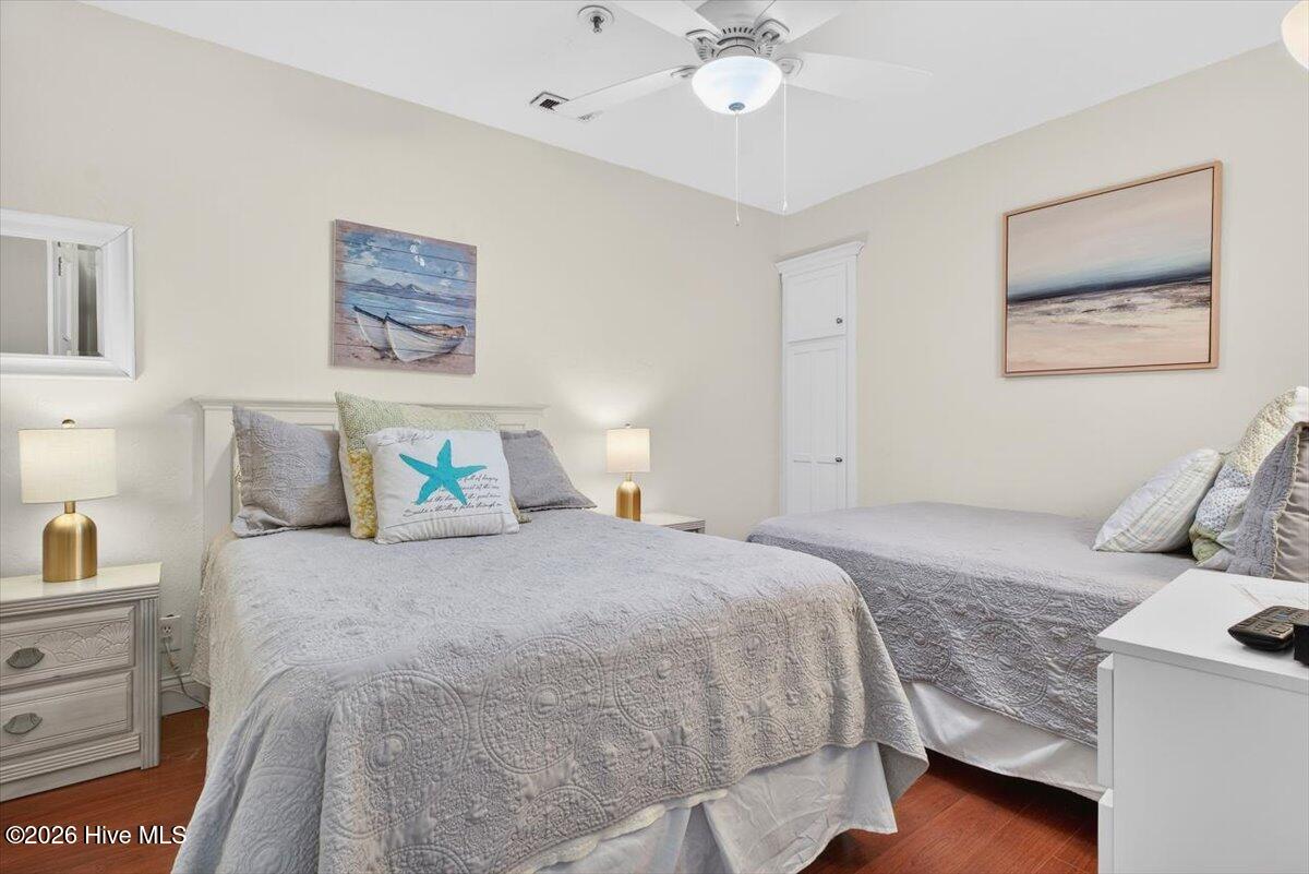 100555622 | Photo 32