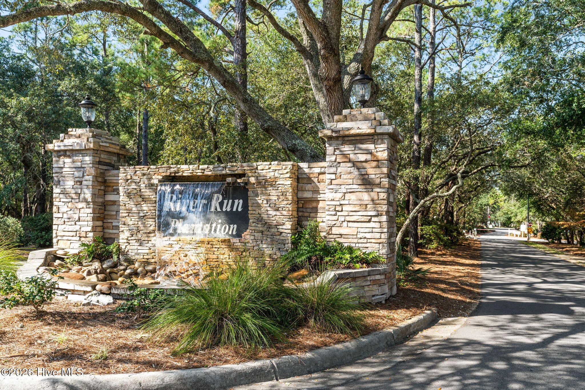 100567404 | Photo 25