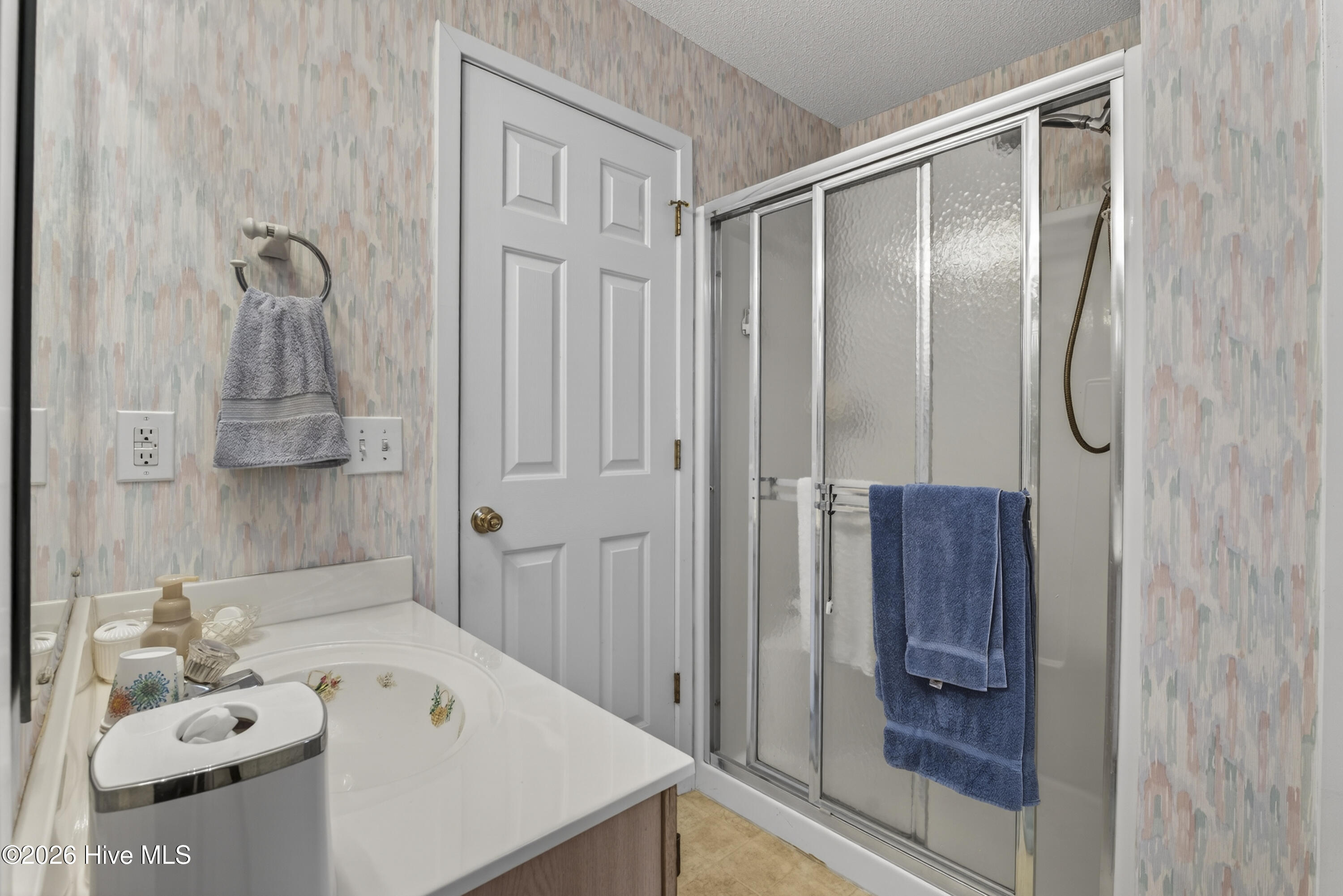 100557206 | Photo 13